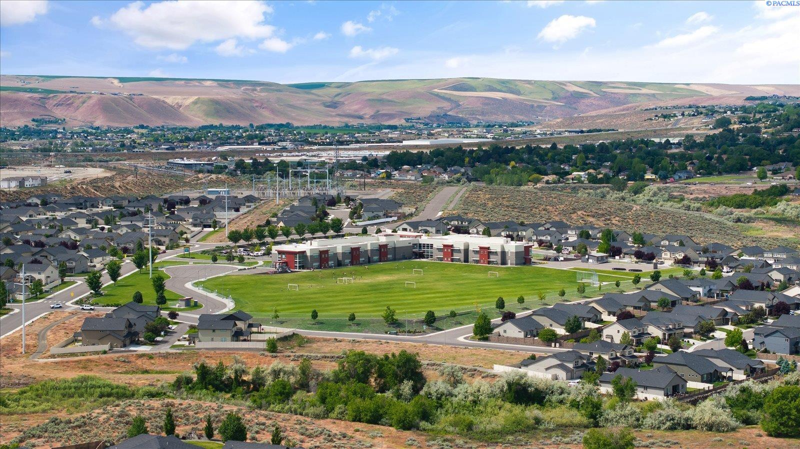 2536 Tiger Ln, Richland, WA 99352