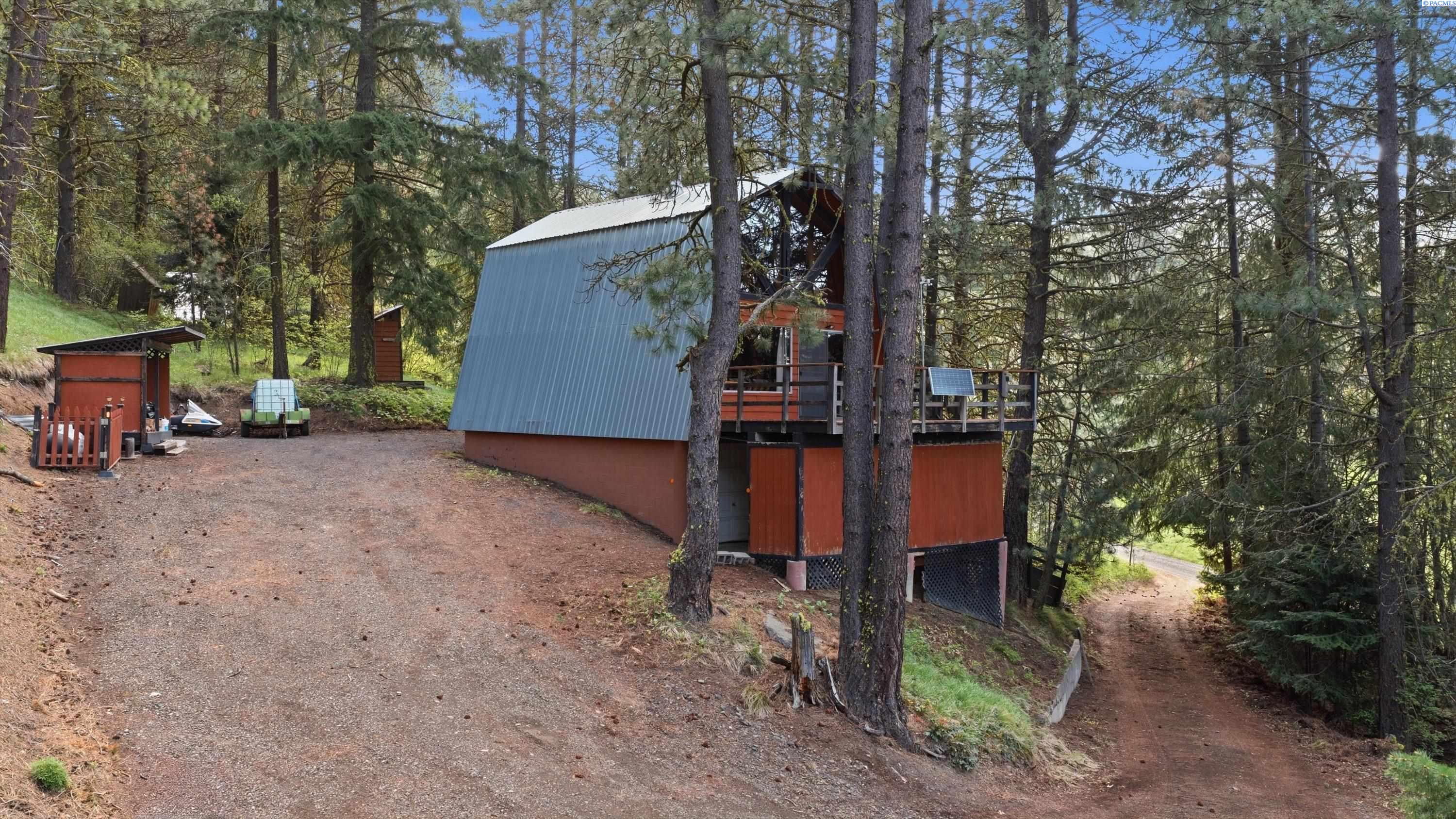 91 Elk Road, Cle Elum WA 98922