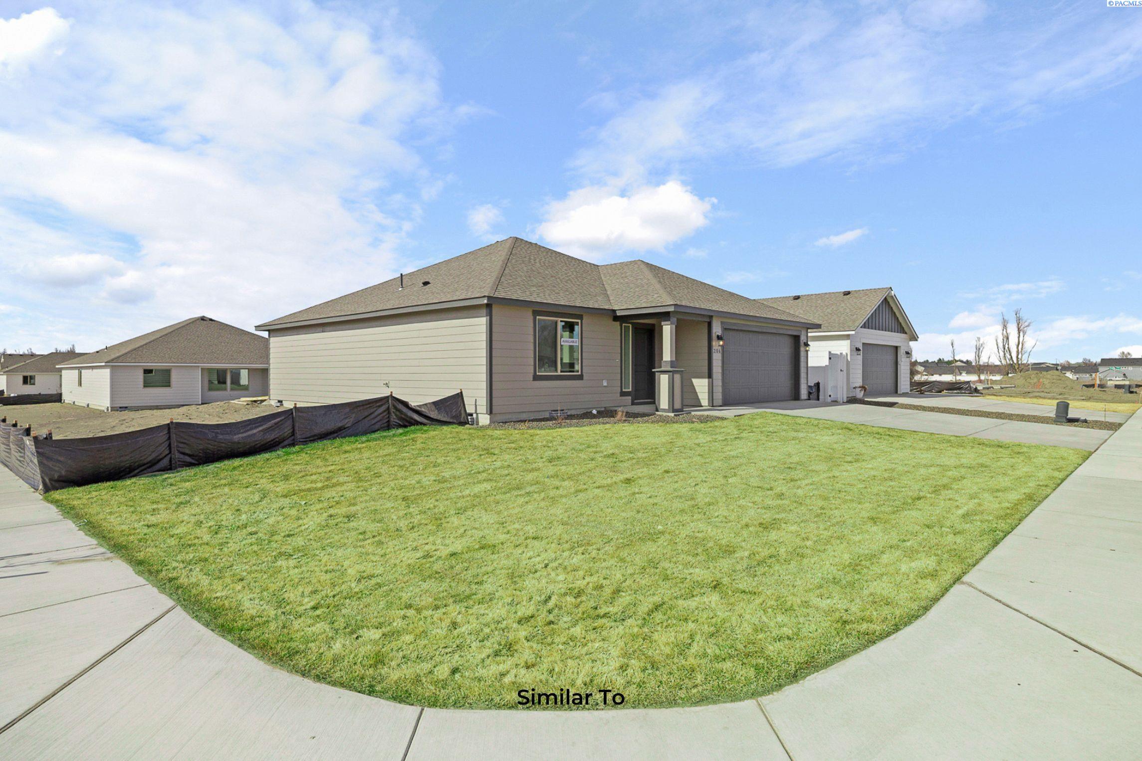 709 Honeylicious , Richland, WA 99352