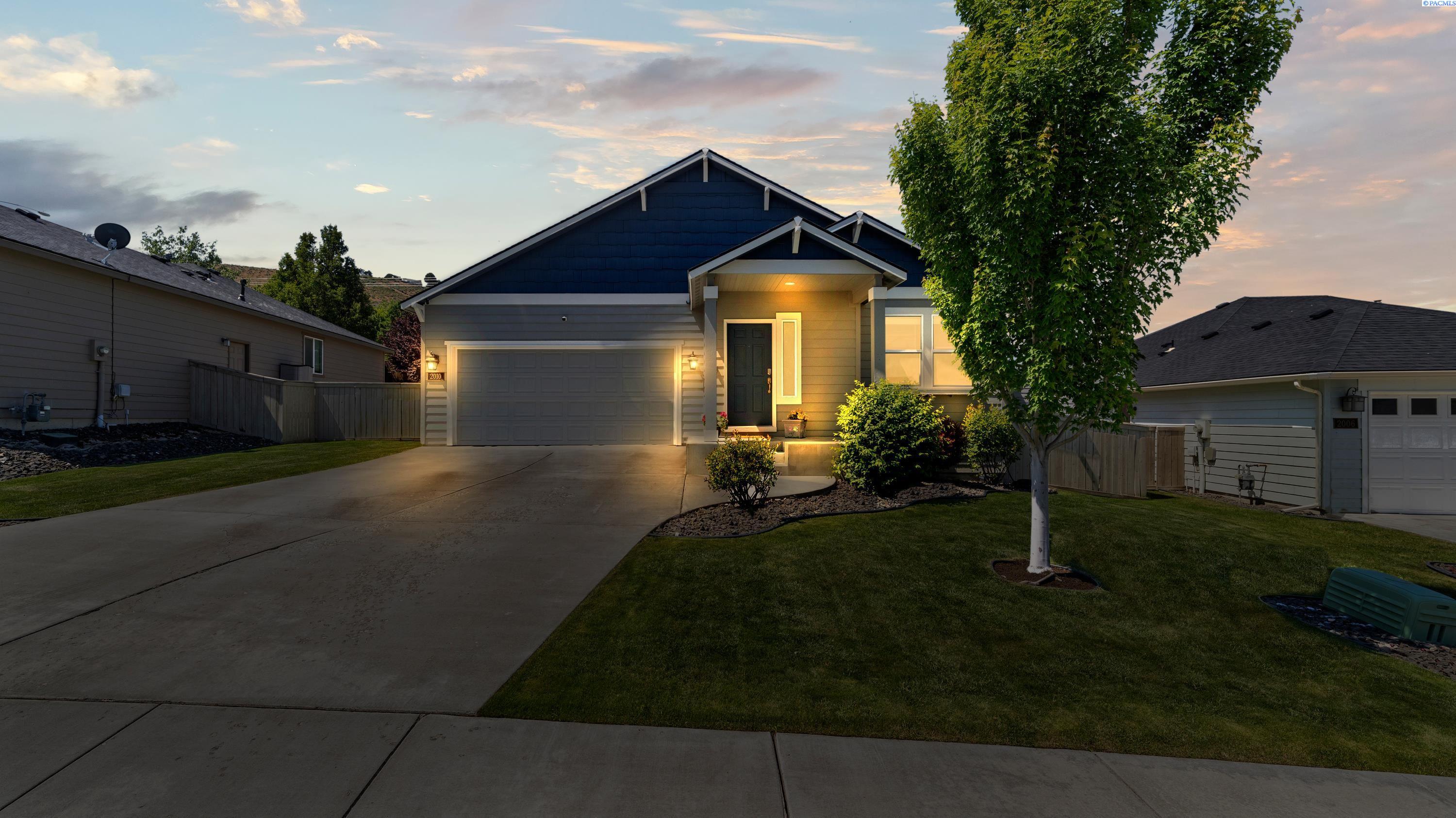 2010 Kellogg Pl, Kennewick, WA 99338