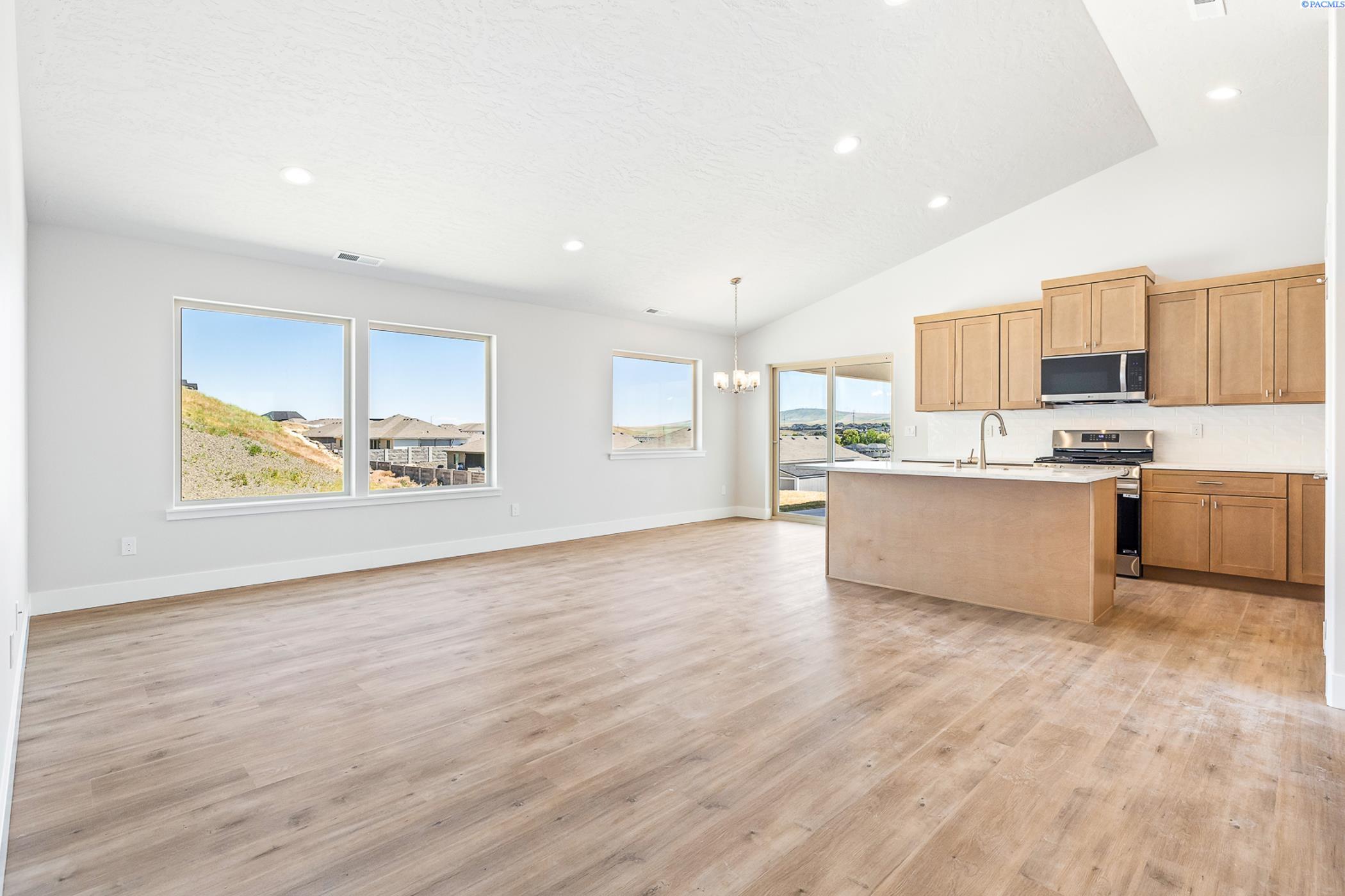 2903 Osborne St, Kennewick, WA 99338