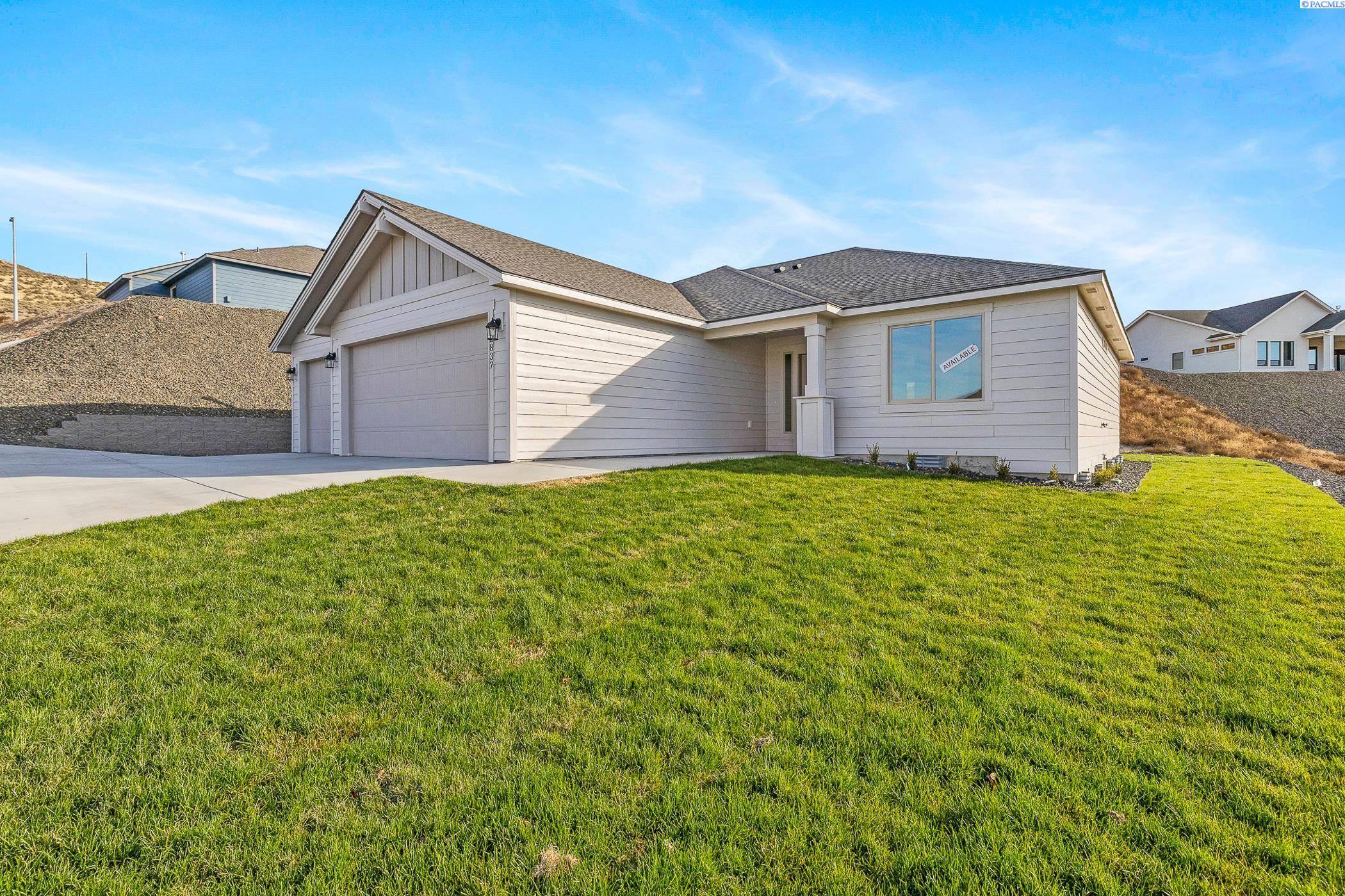 2837 Osborne St, Kennewick, WA 99338