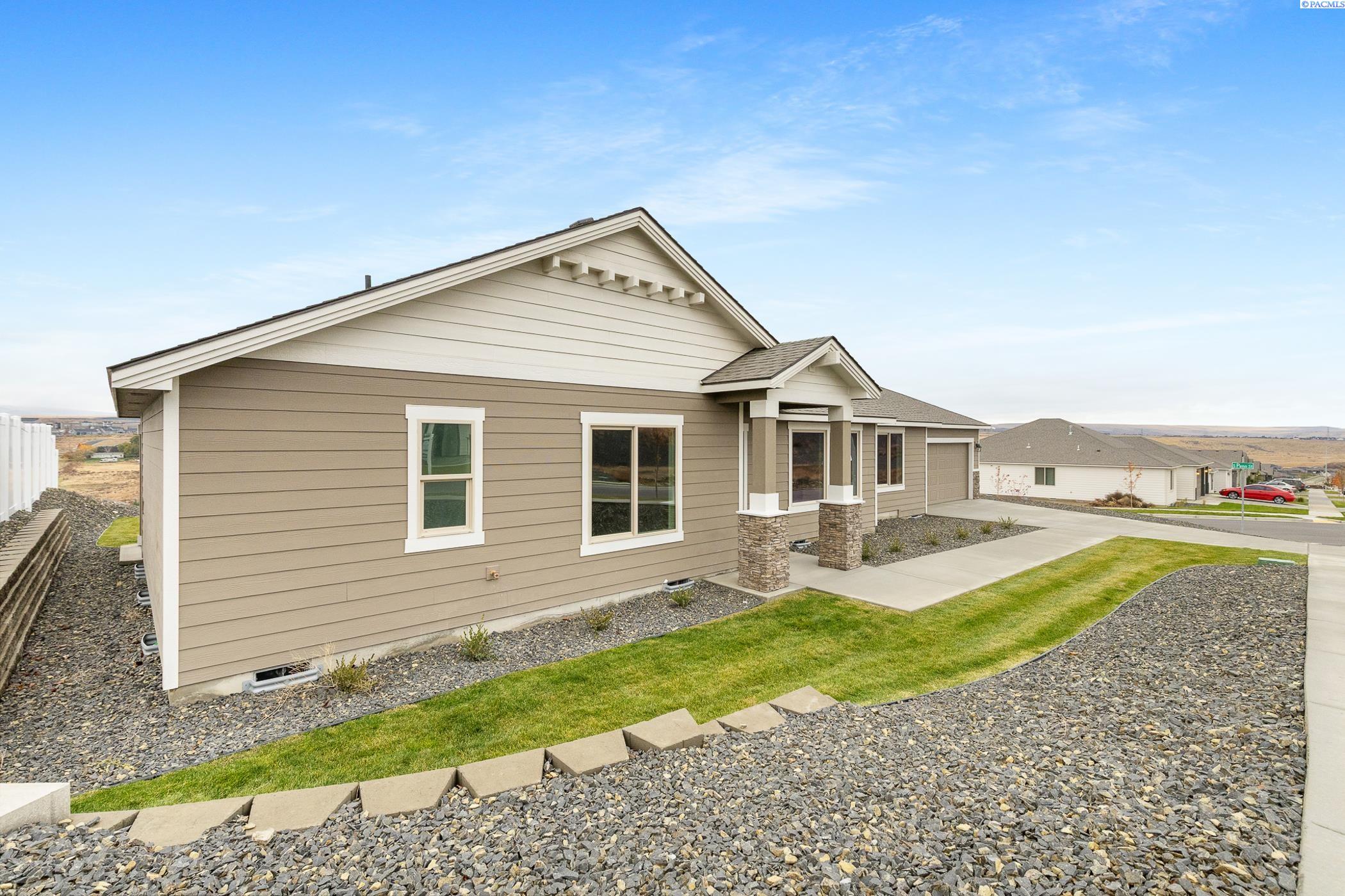 6327 28th Ave, Kennewick, WA 99338