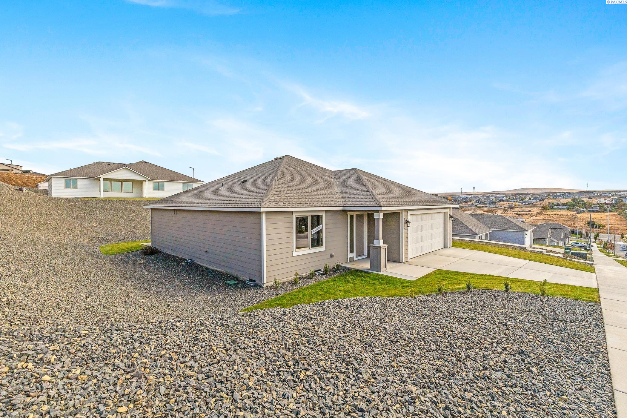 2835 Penn St, Kennewick, WA 99338