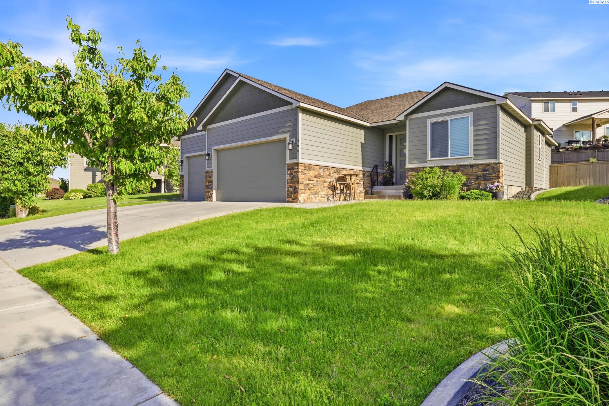 4651 Cowlitz Blvd, Richland, WA 99352