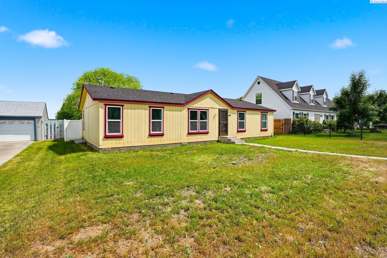 7107 Gregory Place, Yakima WA 98908