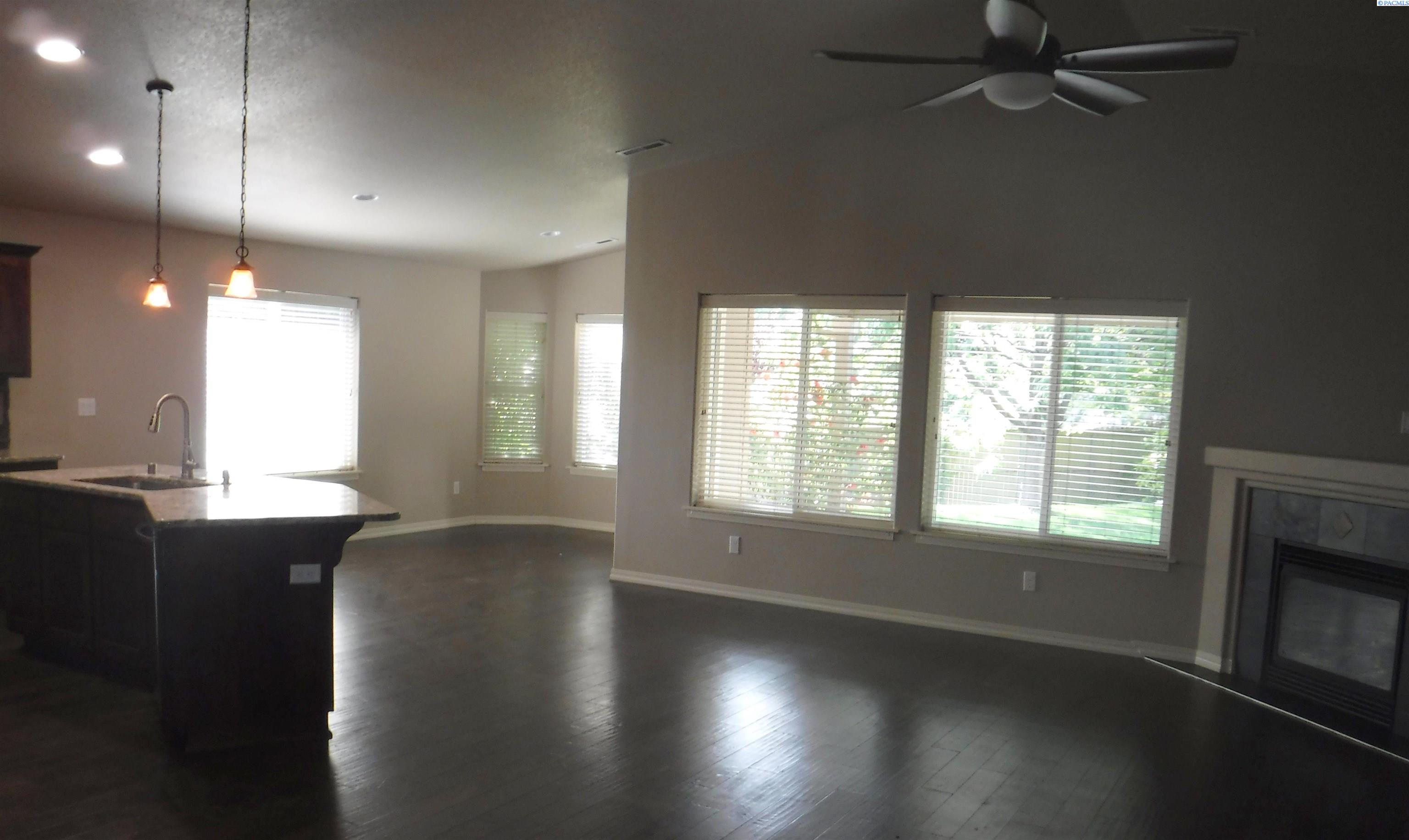 1080 Montana St, Kennewick, WA 99336