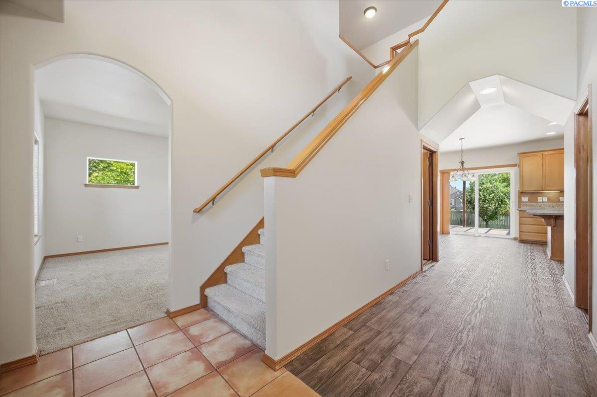 1101 Grant St, Kennewick, WA 99338