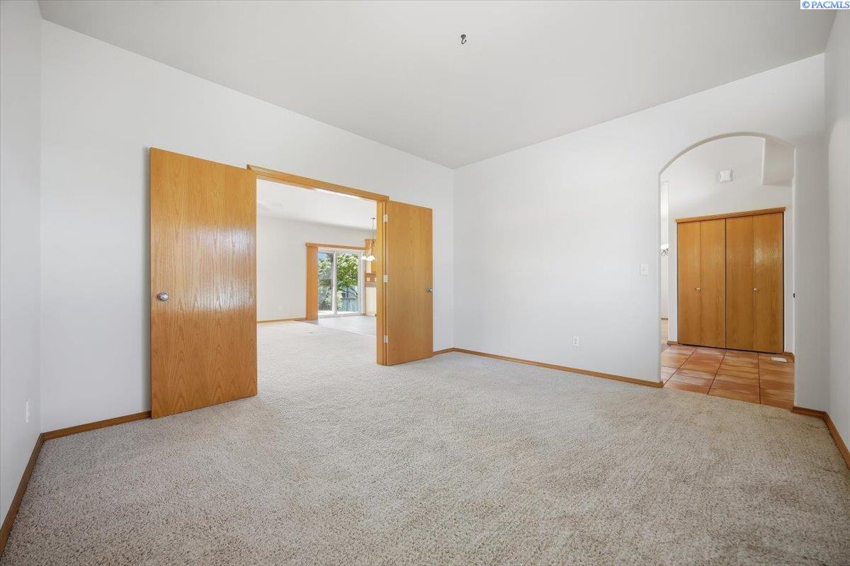 1101 Grant St, Kennewick, WA 99338