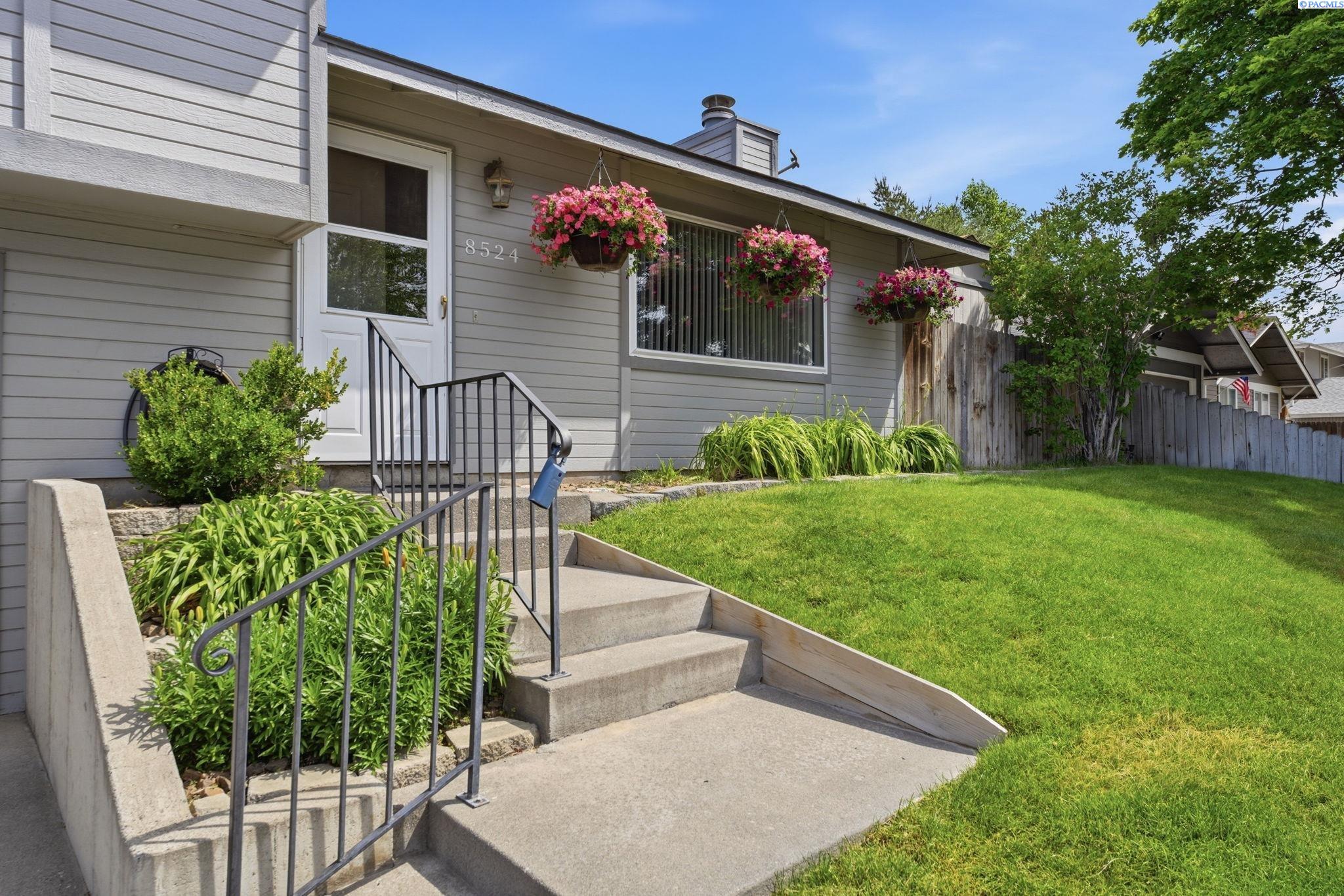 8524 Entiat Pl, Kennewick, WA 99336