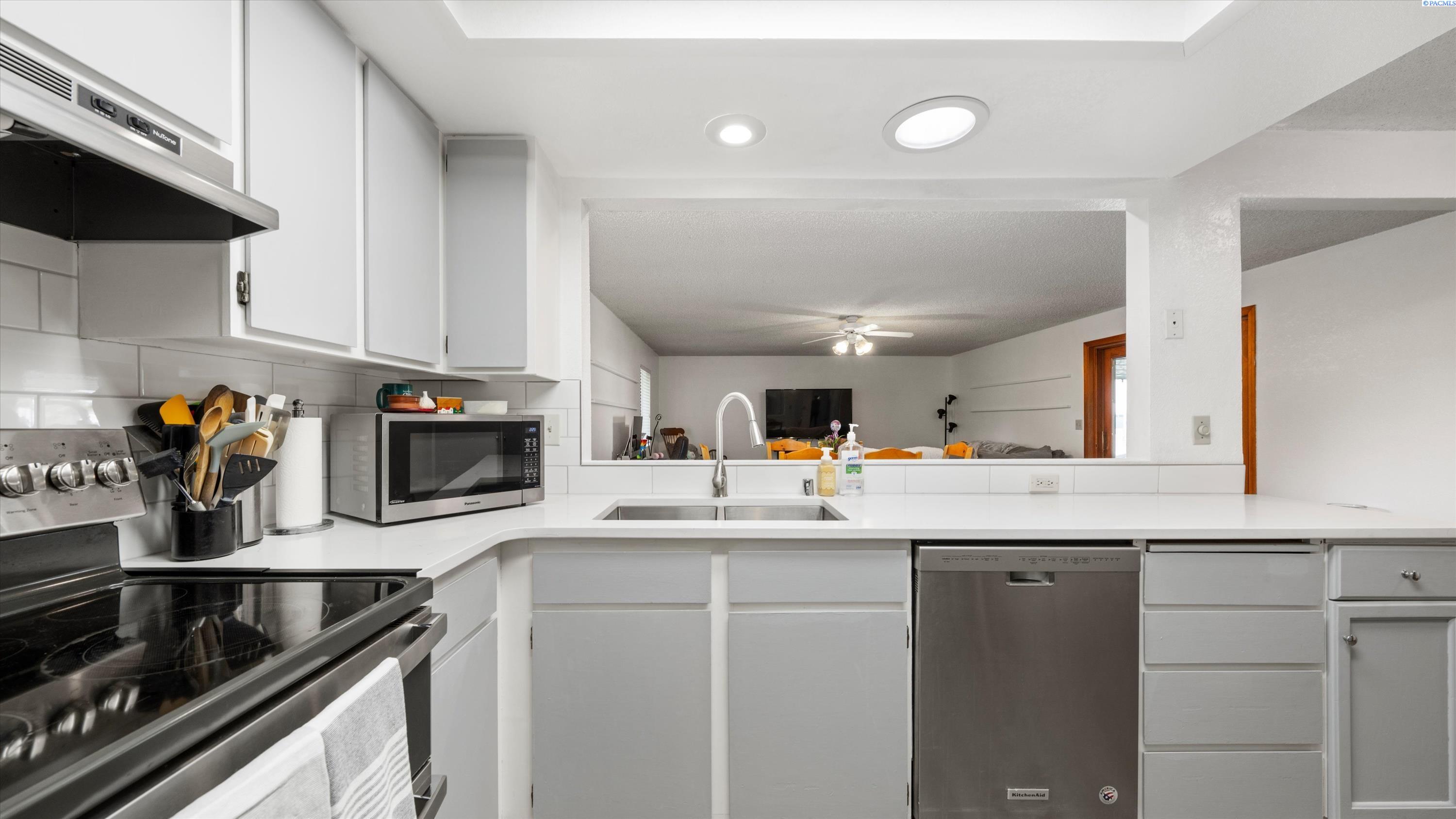 7312 9th Pl, Kennewick, WA 99336