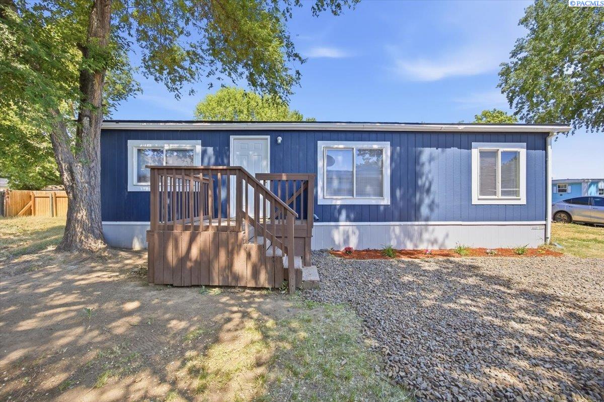 400 14th St Unit 20 #20, Benton City, WA 99320