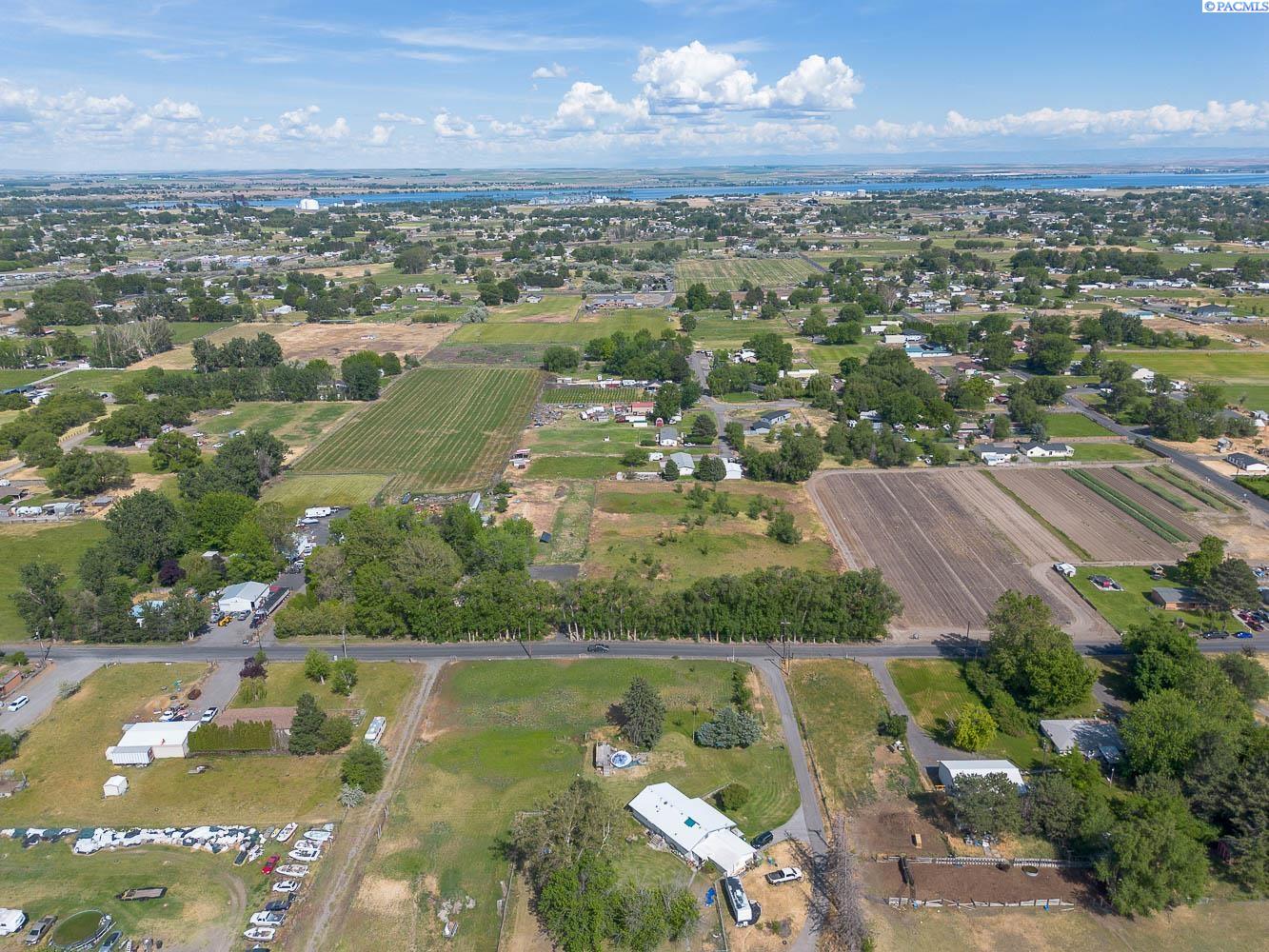 31009 Gerards Rd, Kennewick, WA 99337