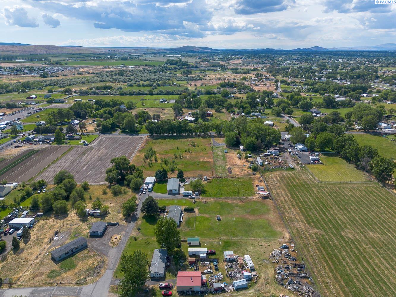 31009 Gerards Rd, Kennewick, WA 99337