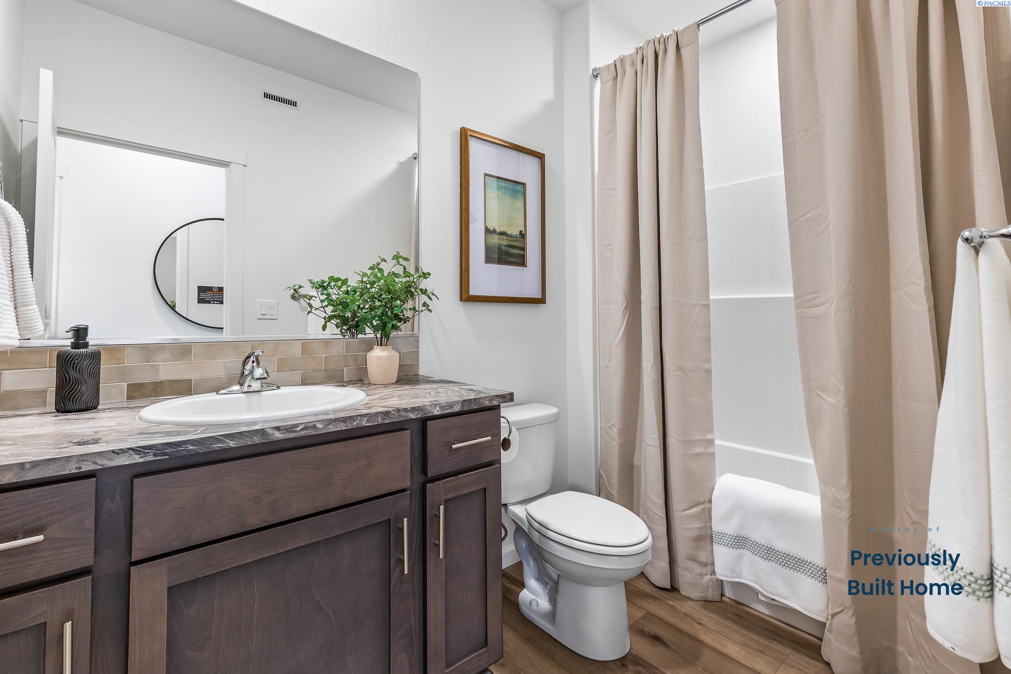 2935 Meadowlark Ave, Richland, WA 99352