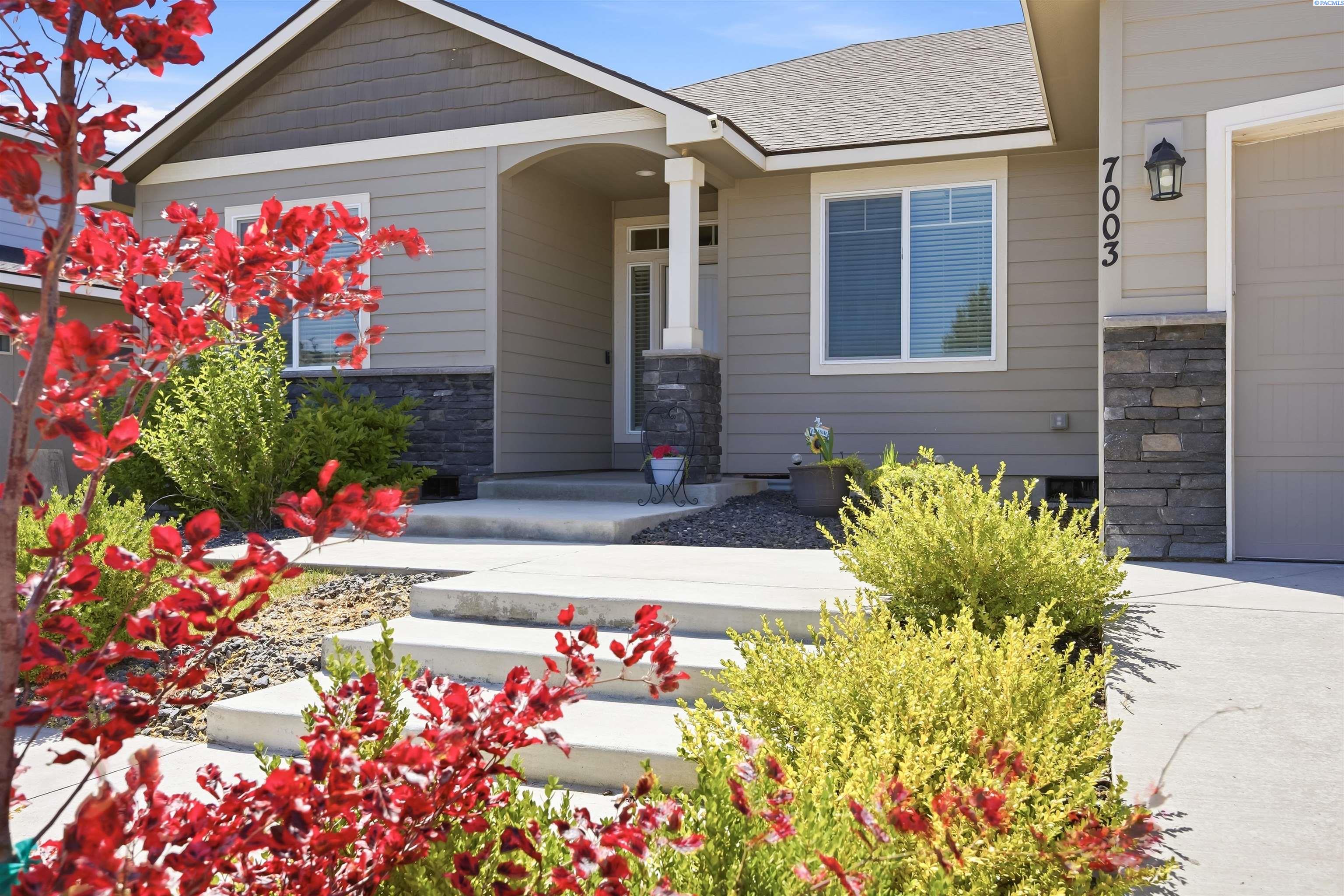 7003 32nd Ave, Kennewick, WA 99338