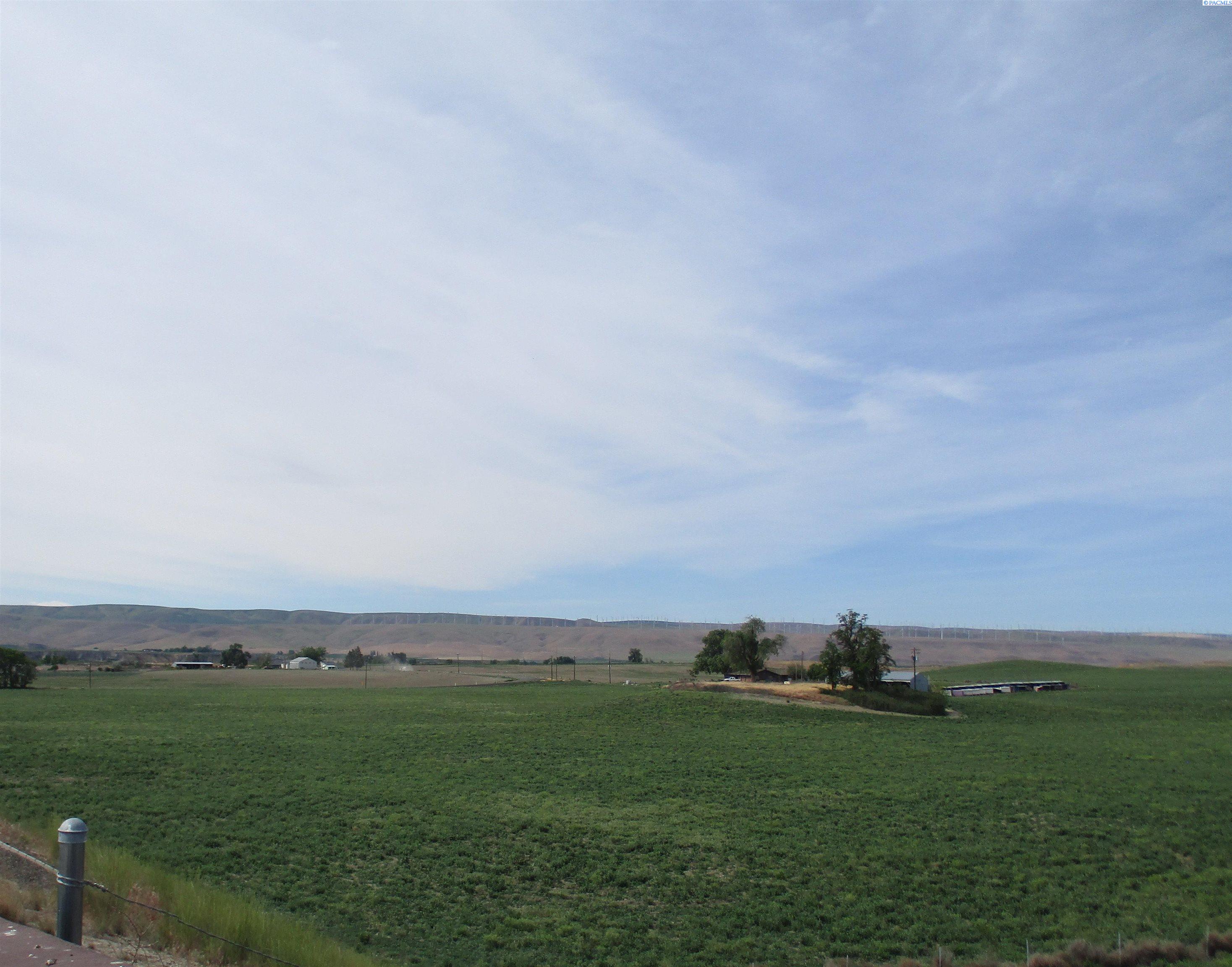 699 Cummins Road, Touchet WA 99360