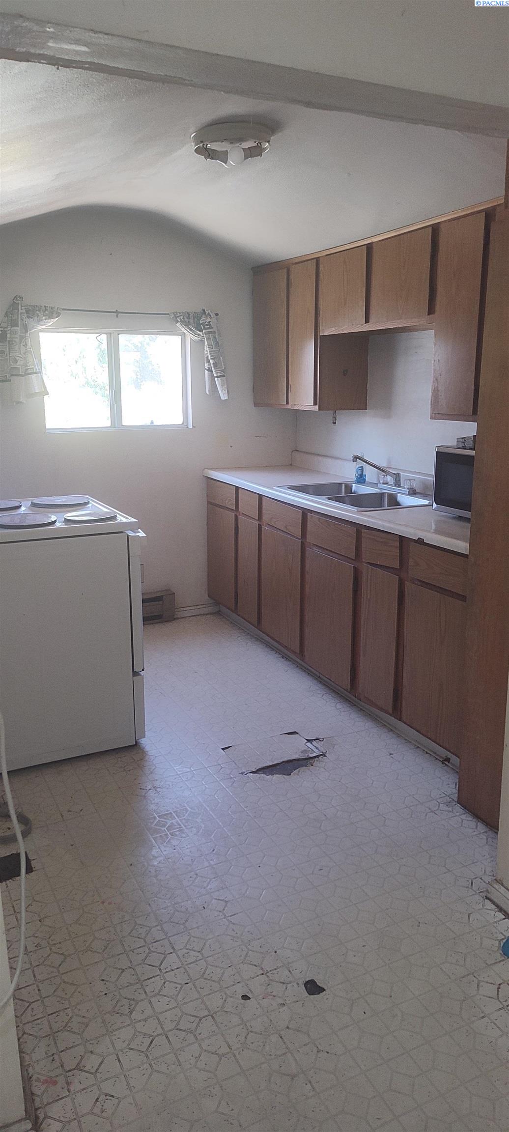 1116 Sherman Ave, Prosser, WA 99350