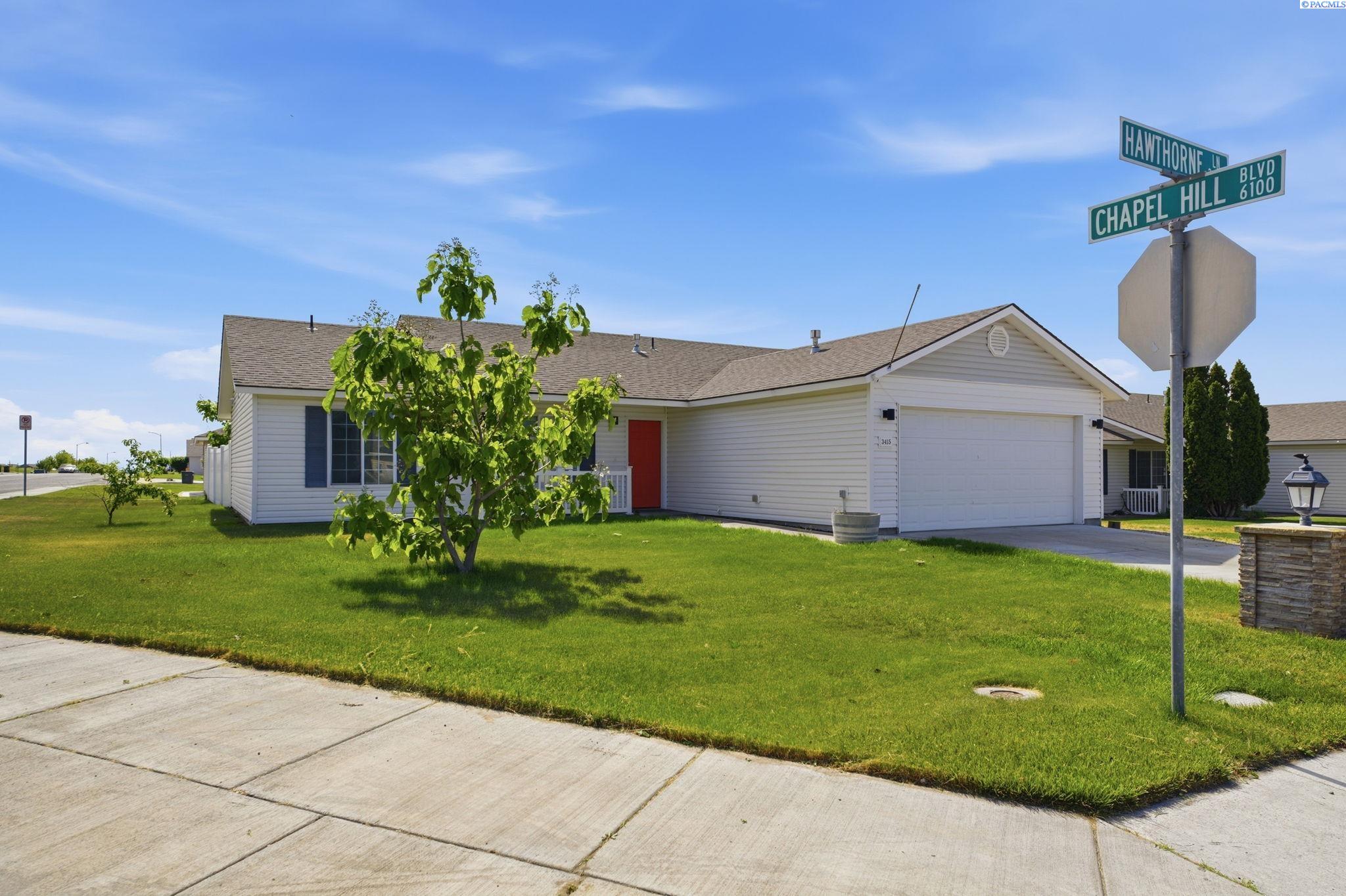 3415 Hawthorne Ln, Pasco, WA 99301