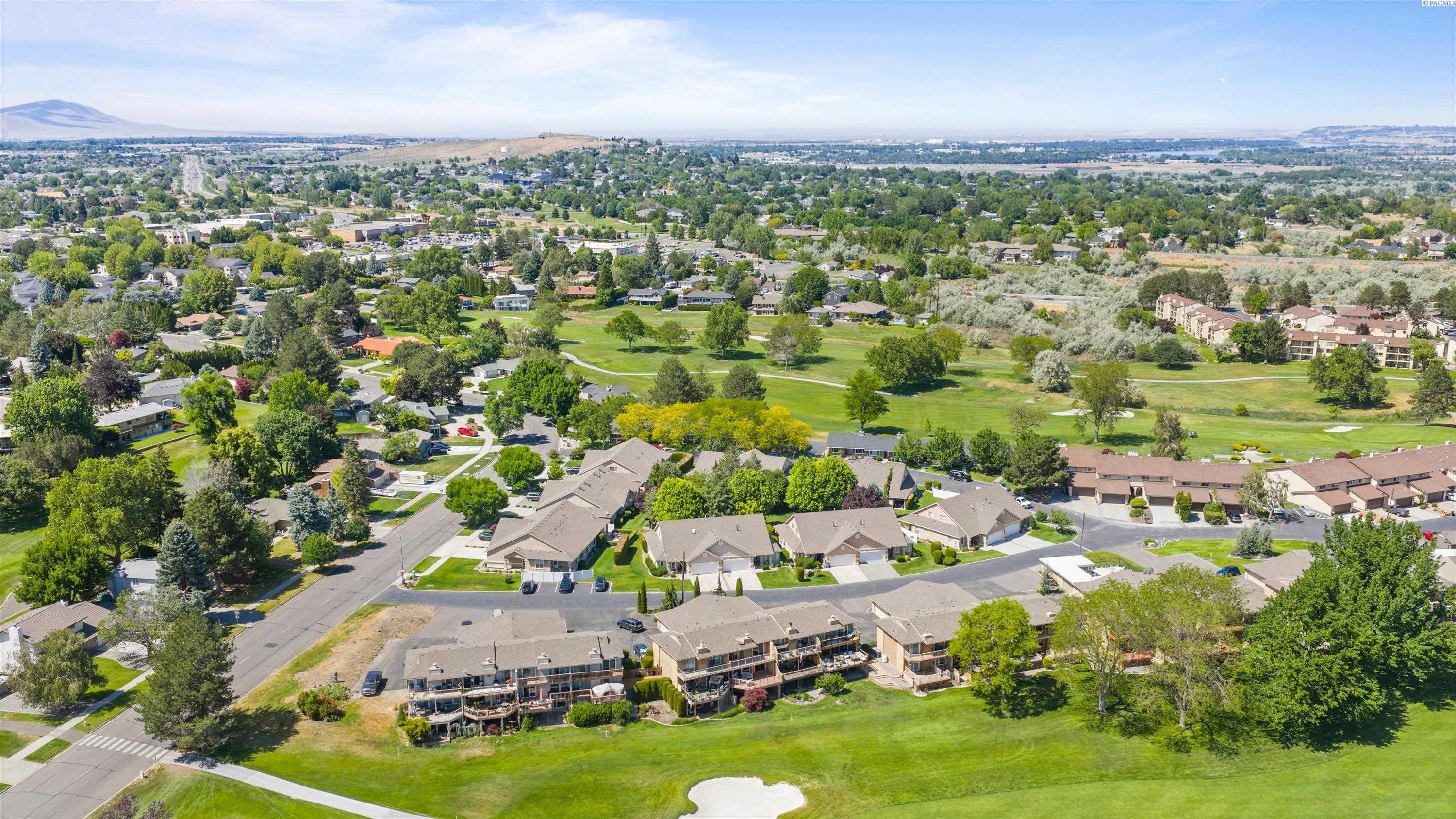 345 Greenbrook Pl, Richland, WA 99352