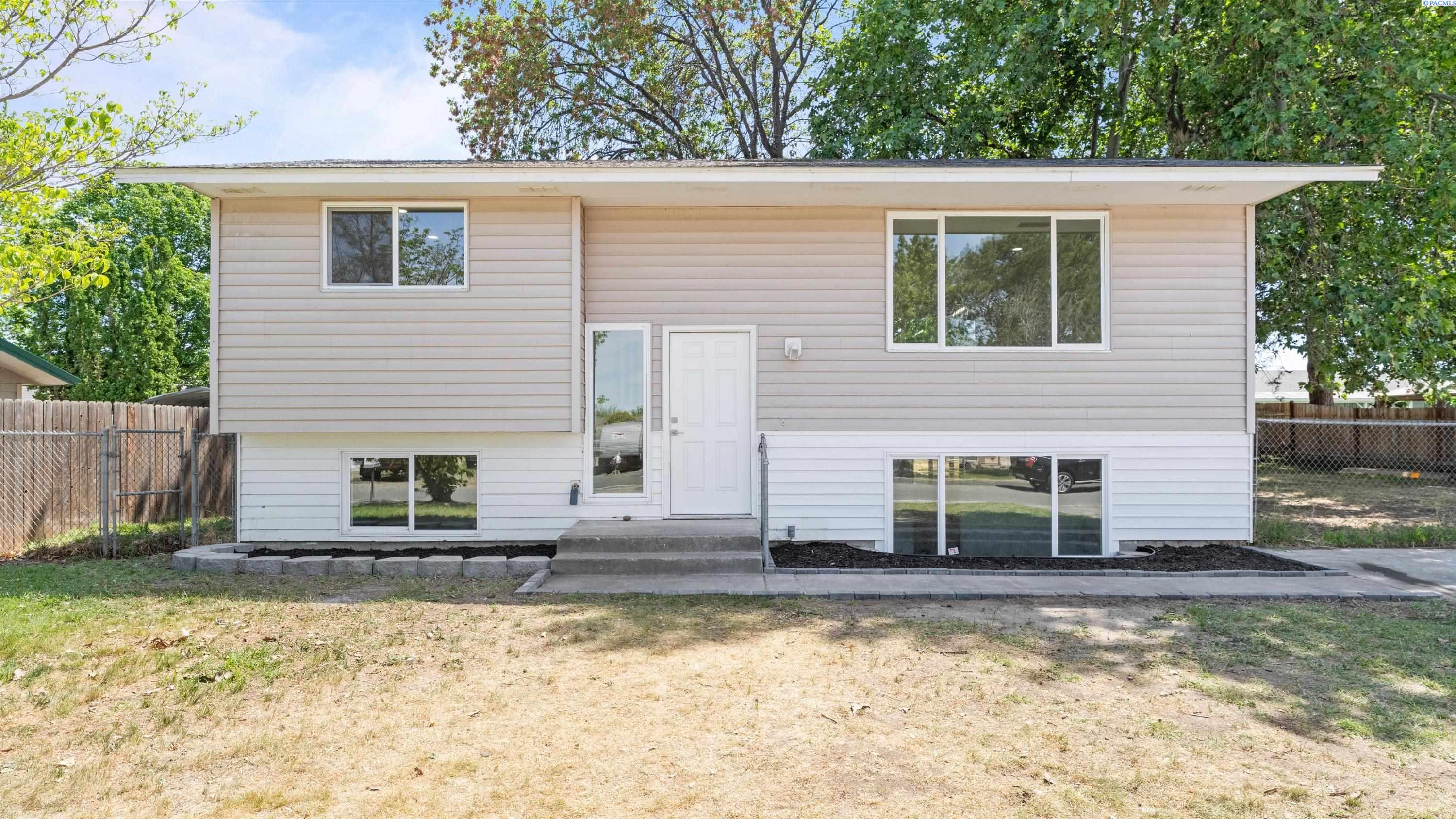 6008 Okanogan Loop, Kennewick, WA 99336