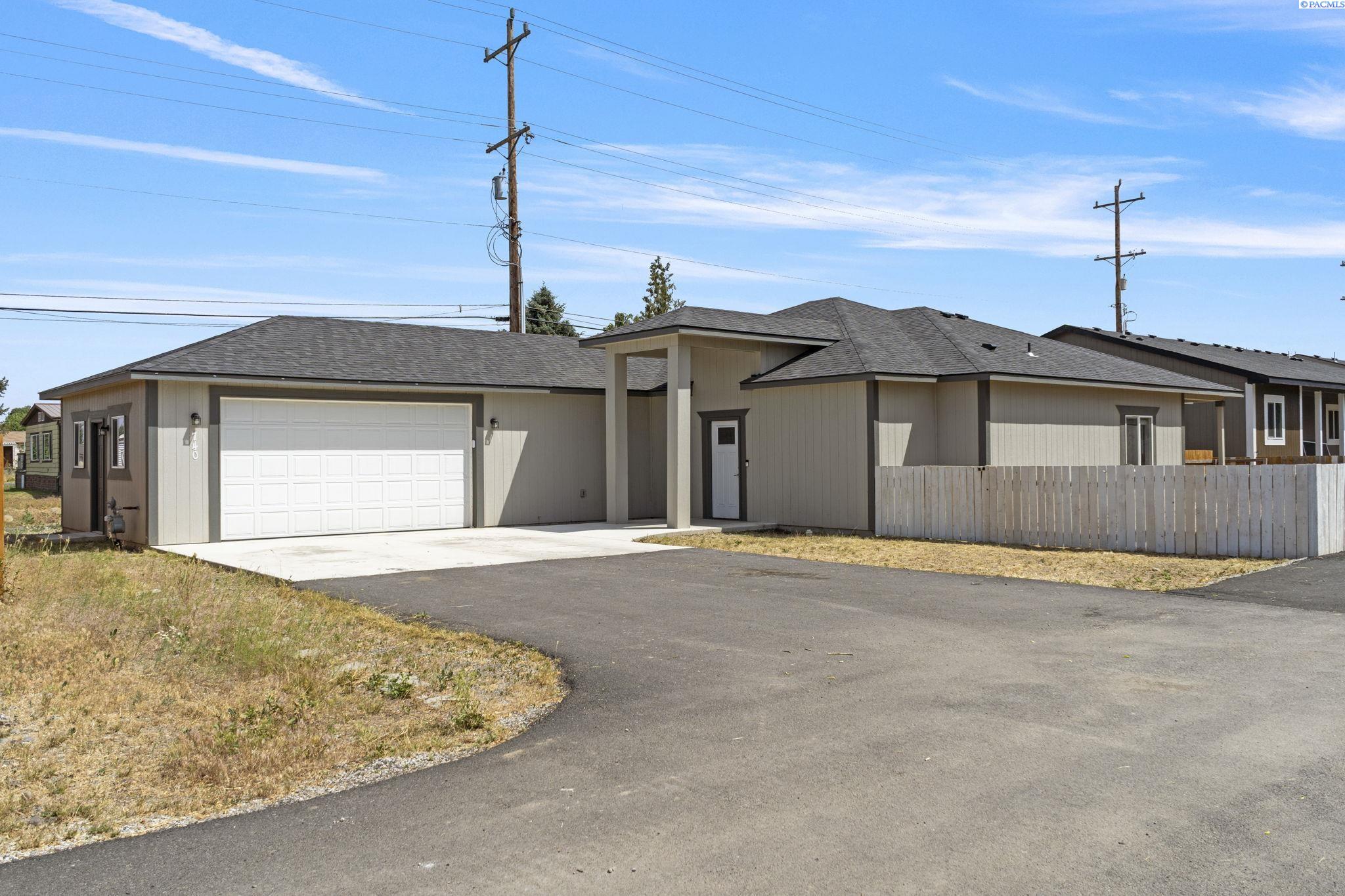 740 Sixth Ave, Connell, WA 99326