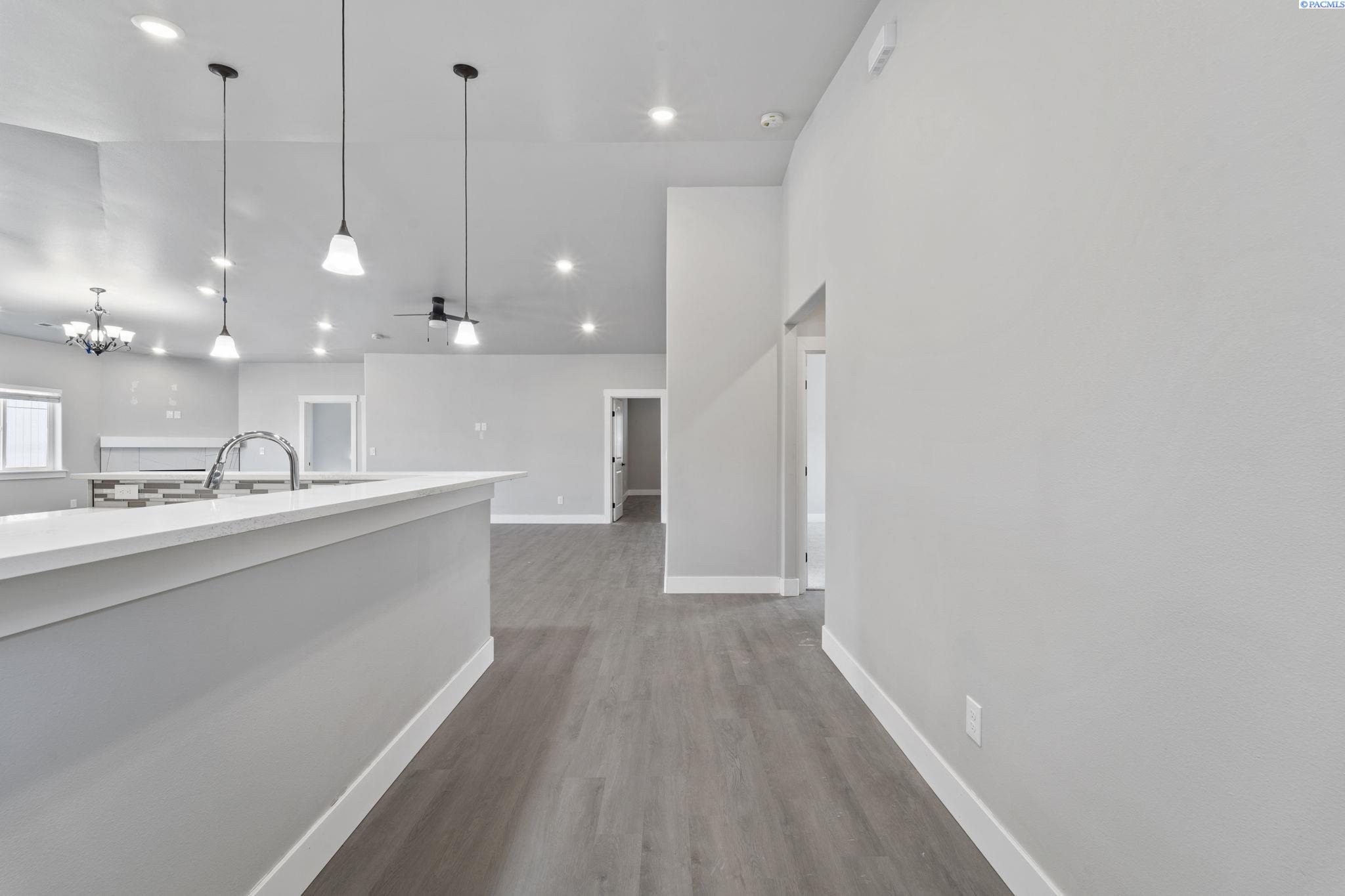 740 Sixth Ave, Connell, WA 99326