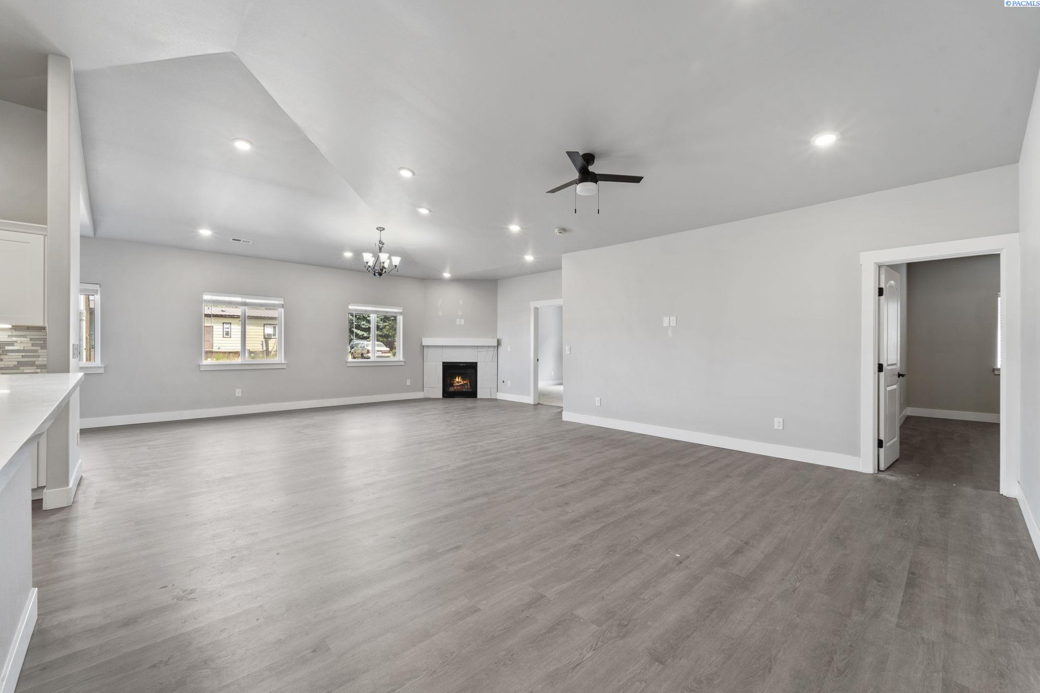 740 Sixth Ave, Connell, WA 99326