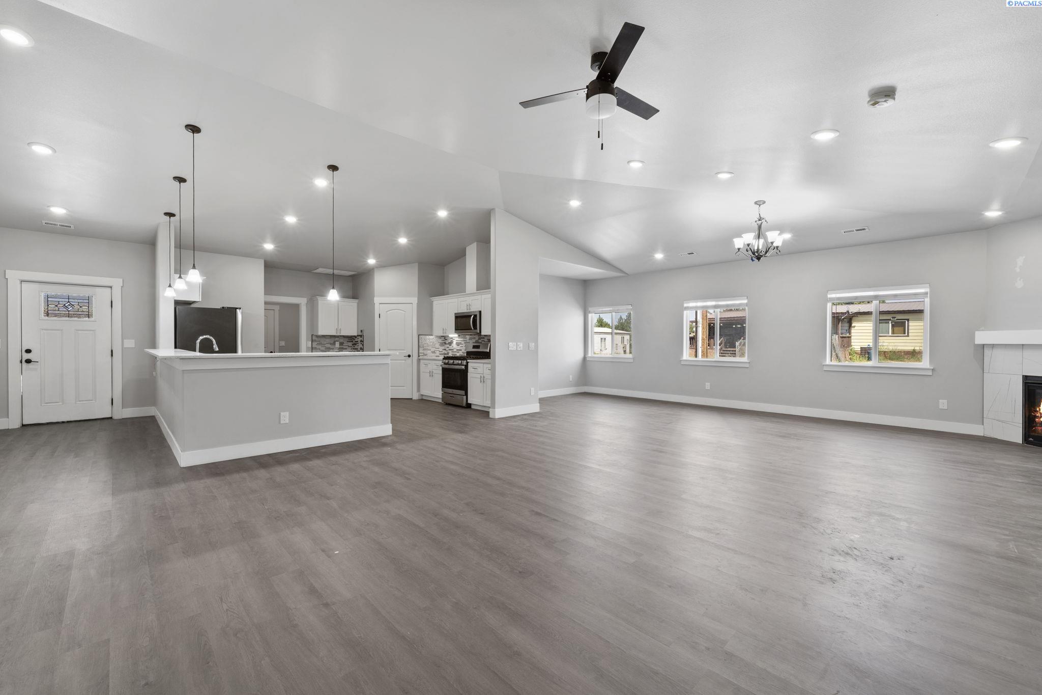 740 Sixth Ave, Connell, WA 99326