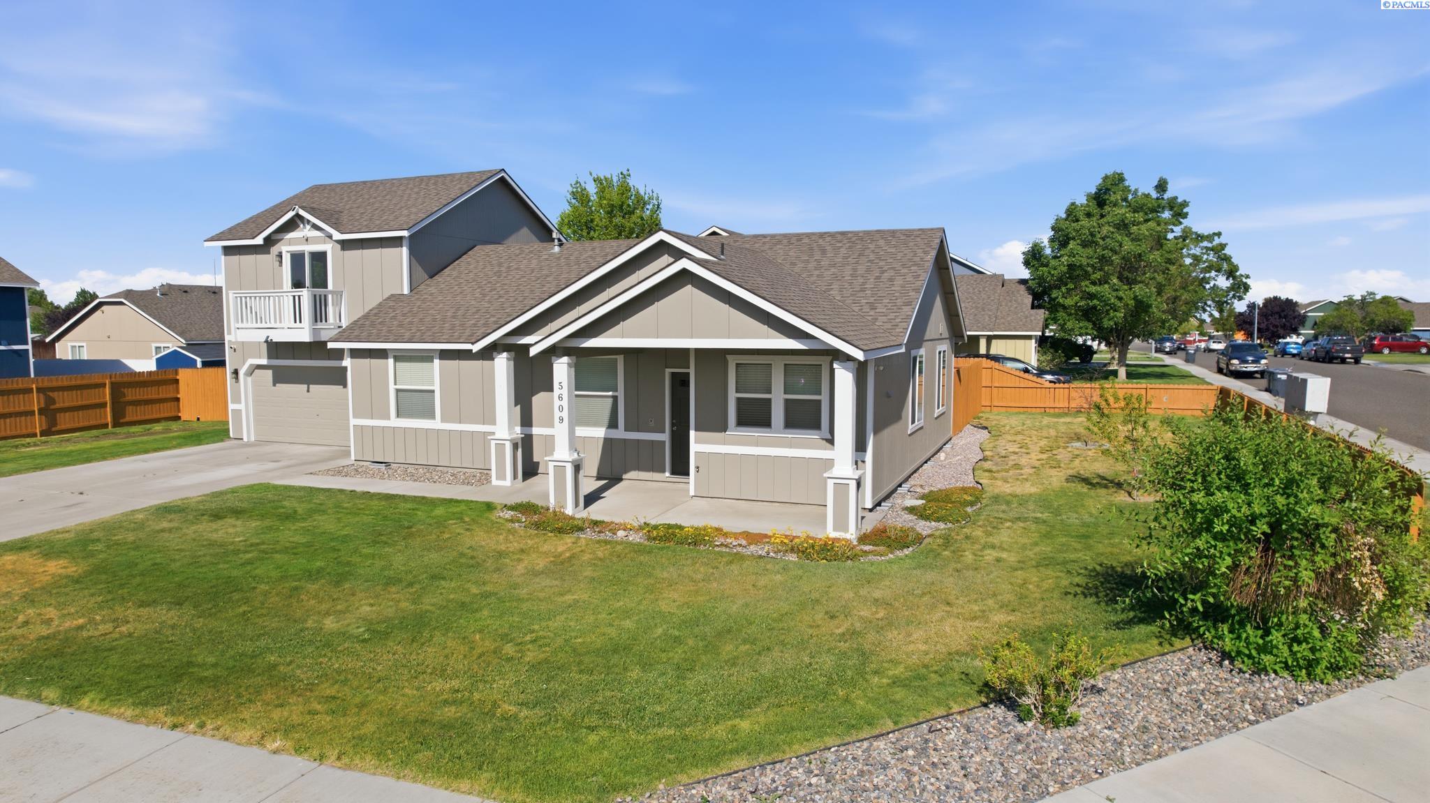 5609 Ochoco Ln, Pasco, WA 99301