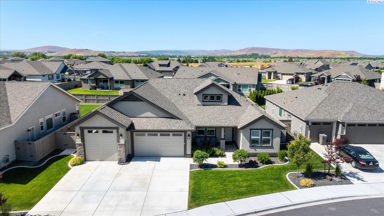 3181 Mountain Quail Ln, Richland, WA 99354