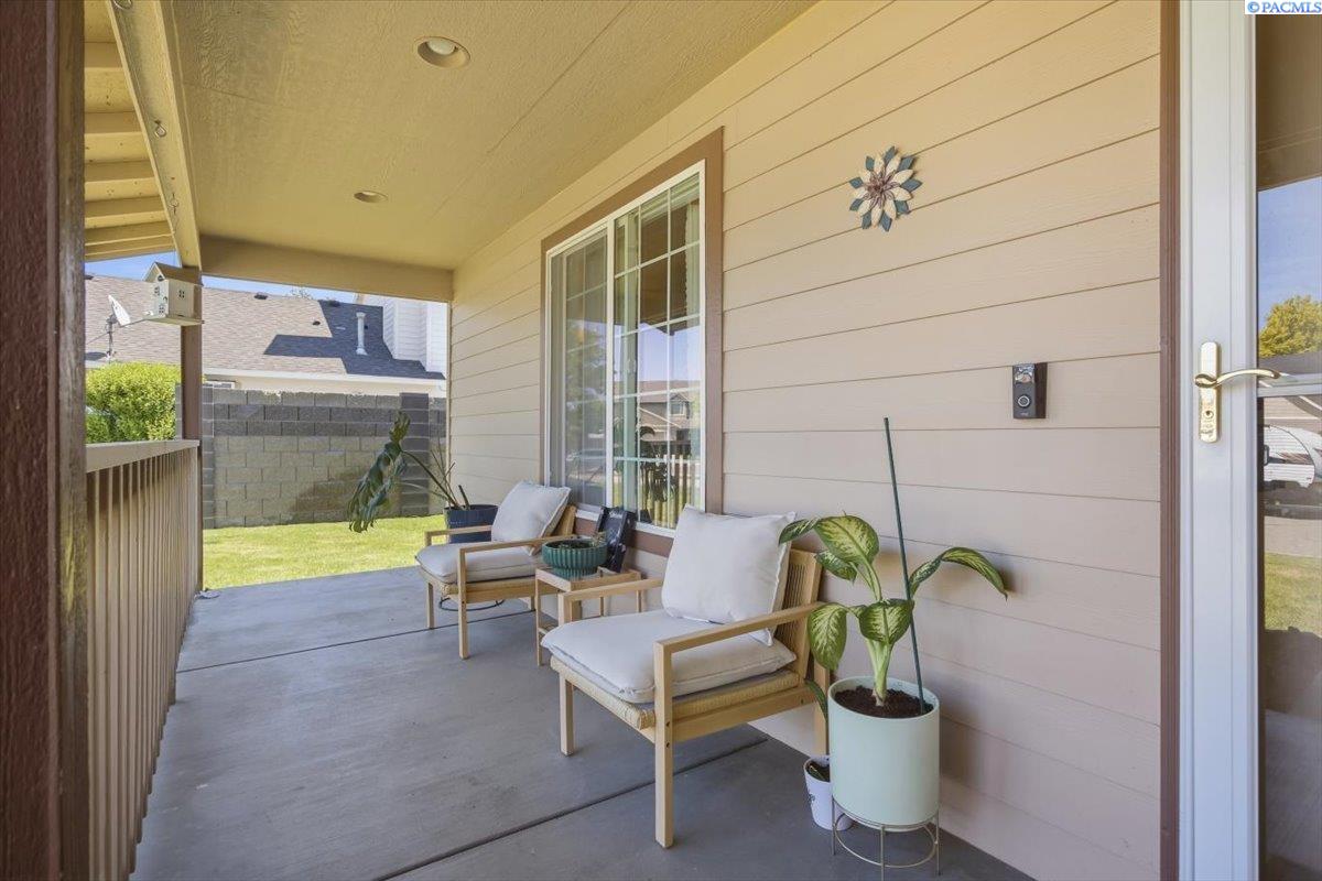 1607 33rd Ave, Kennewick, WA 99337