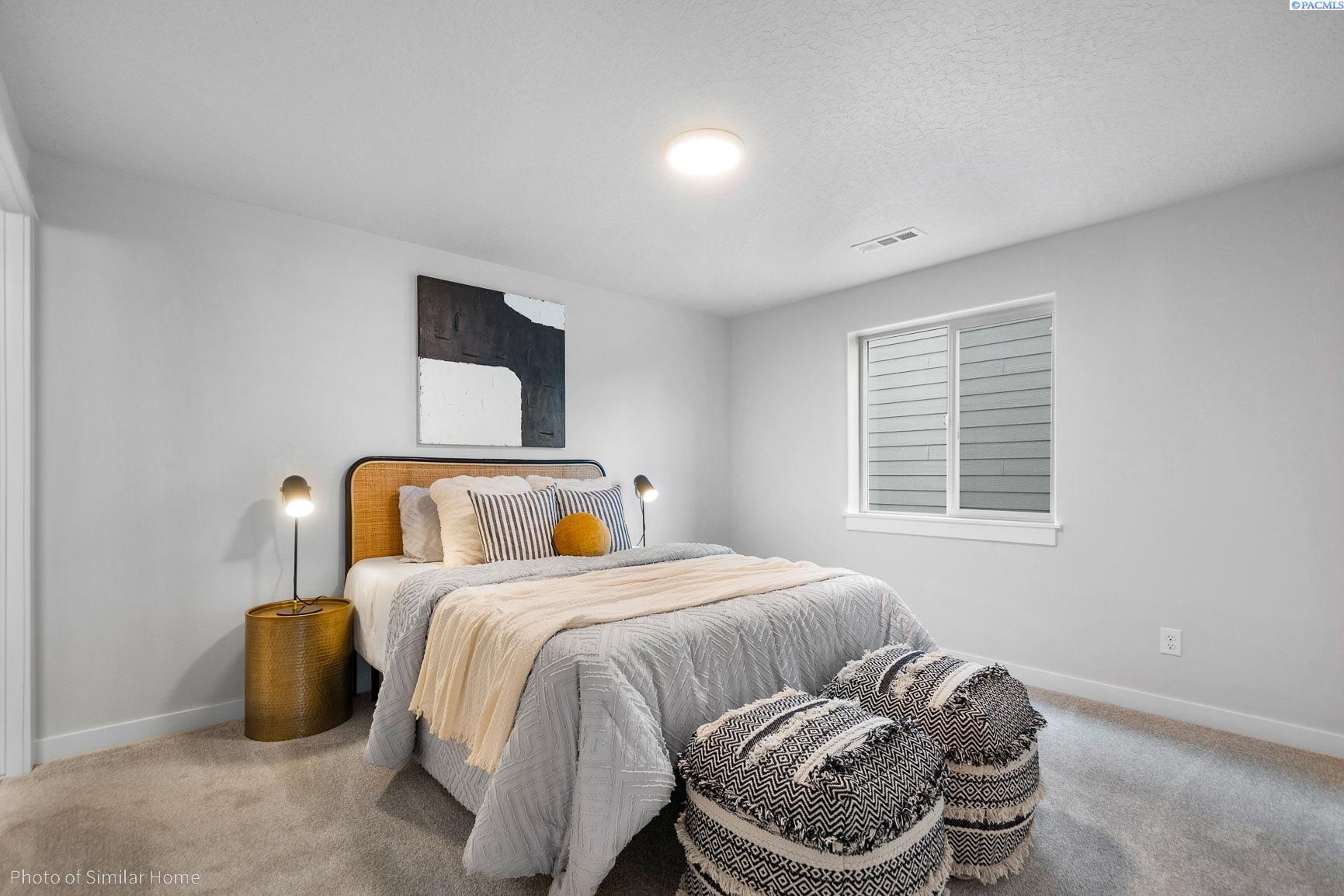 7358 24th Ave, Kennewick, WA 99338