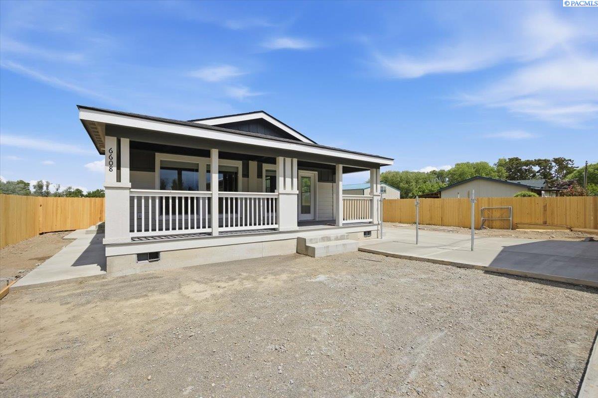 6608 Pendleton , Benton City, WA 99320