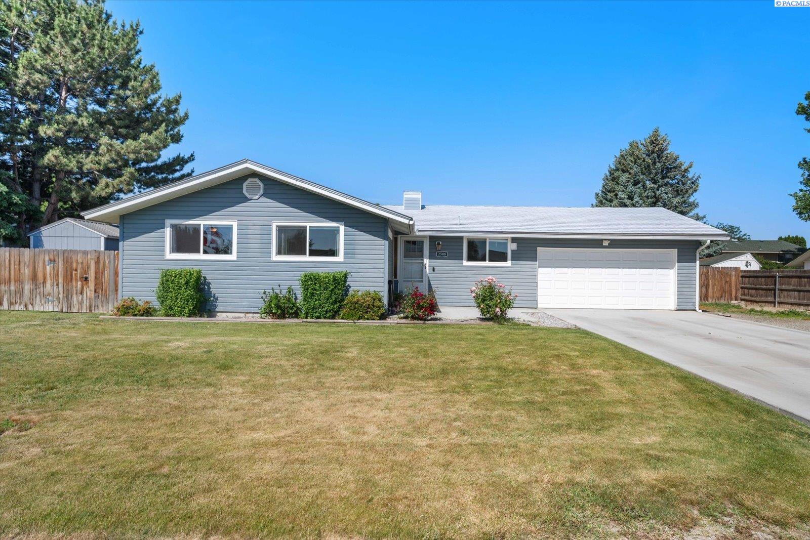 2508 S Zillah St, Kennewick WA 99337