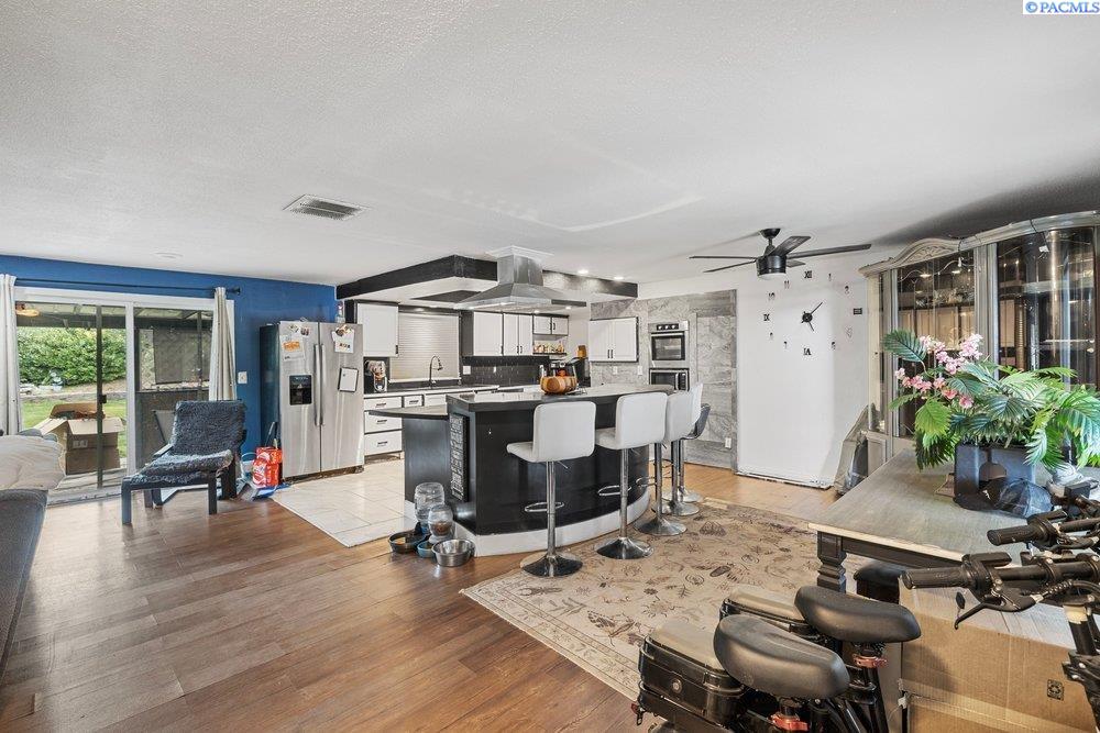 1607 46th Ave, Kennewick, WA 99337