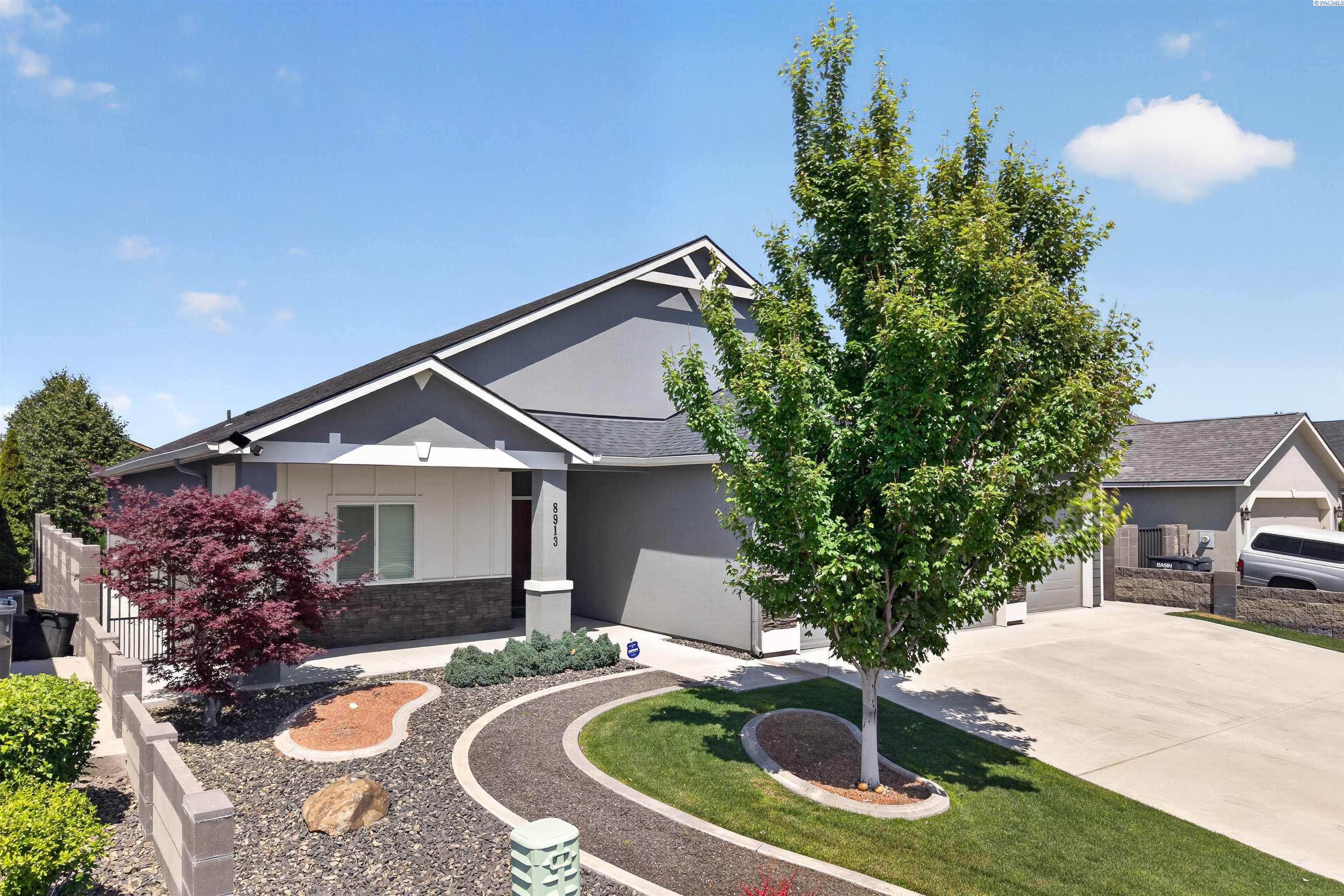 8913 Sophie Rae Ct, Pasco, WA 99301