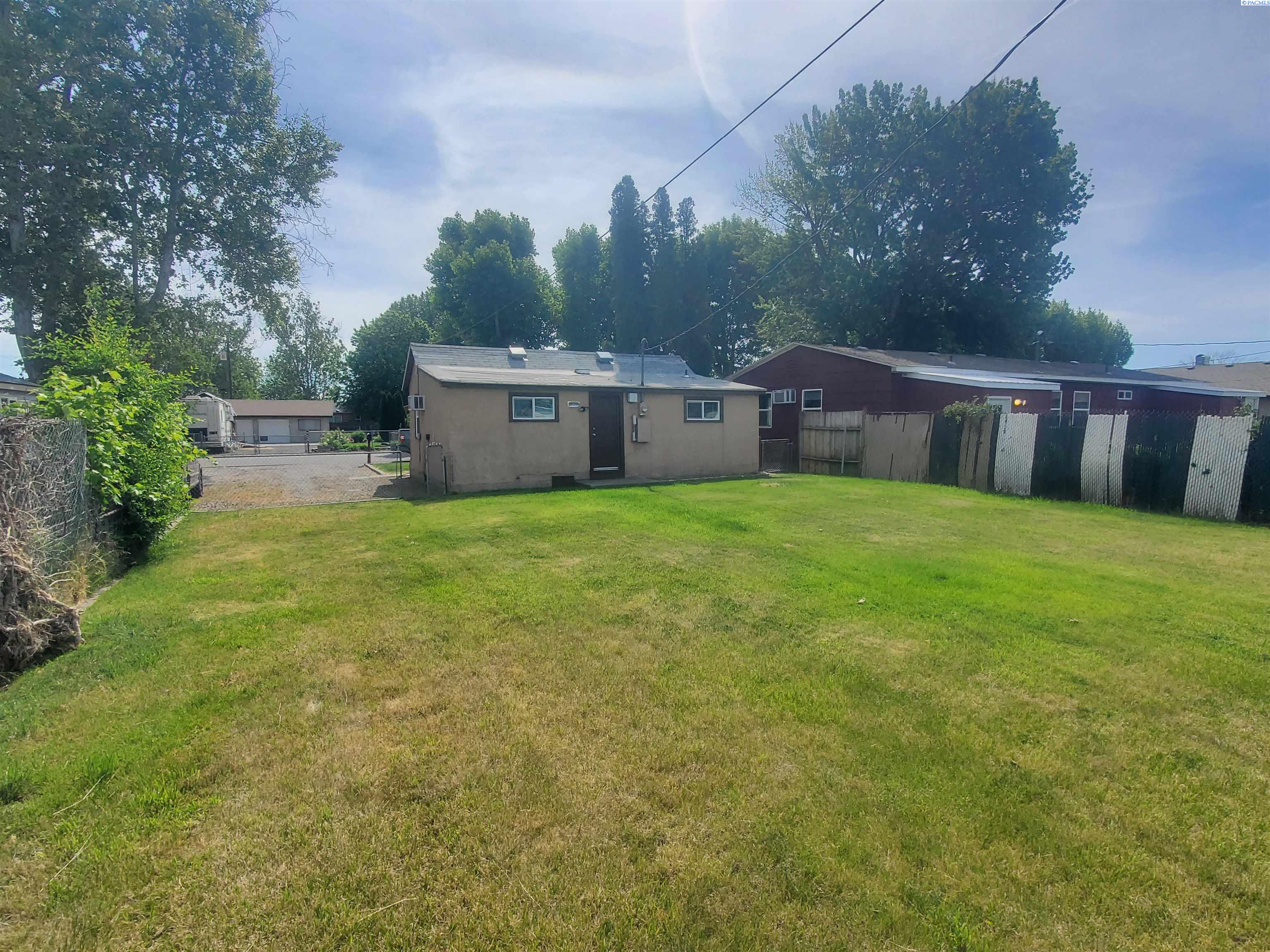 117 Yost , Kennewick, WA 99336