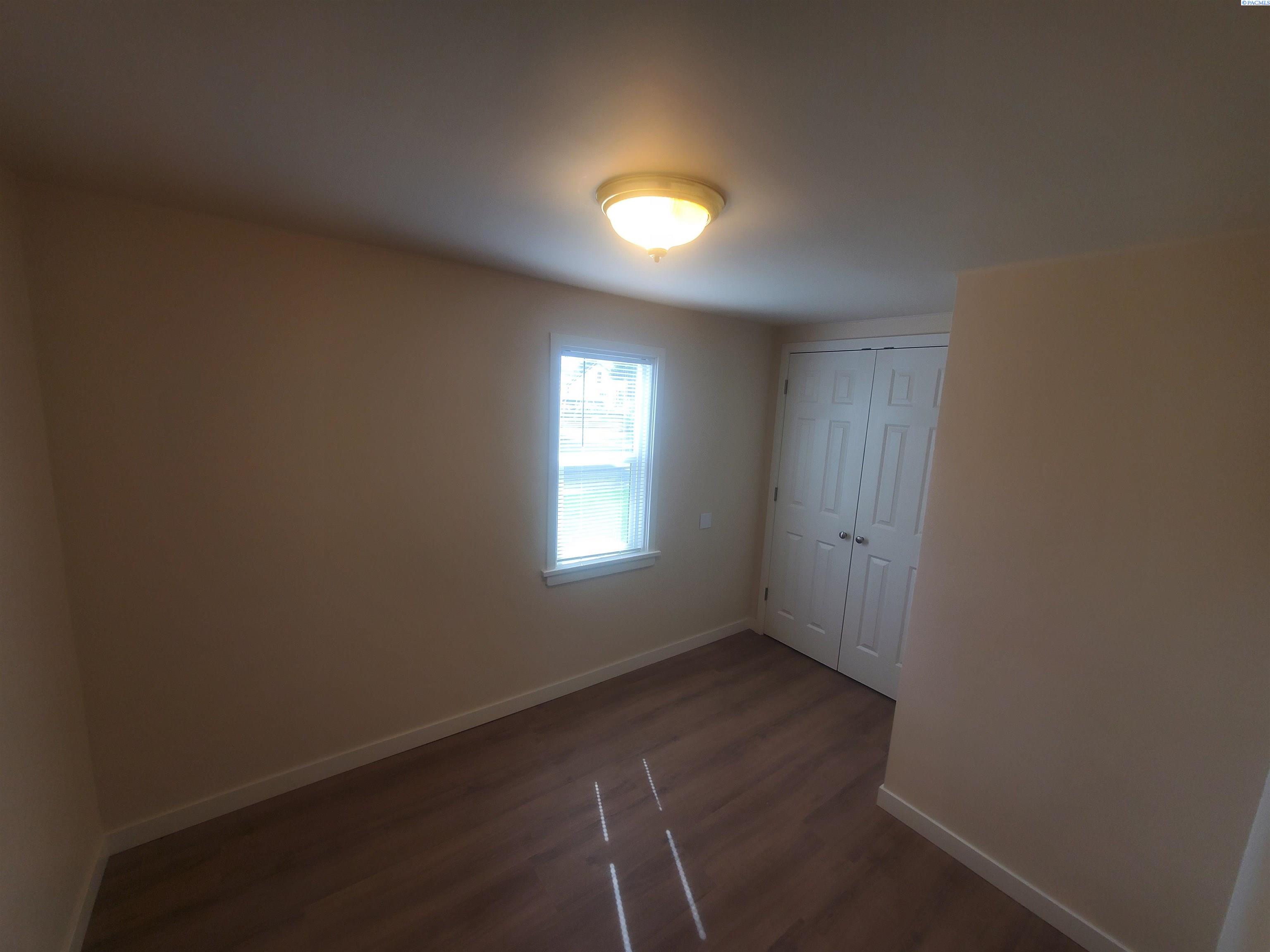 117 Yost , Kennewick, WA 99336