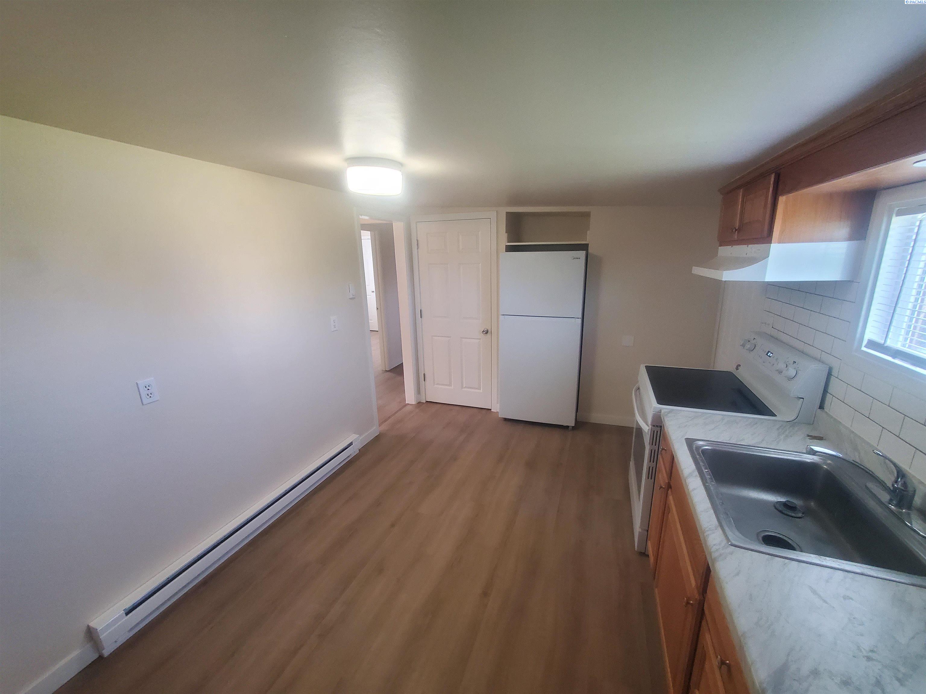 117 Yost , Kennewick, WA 99336