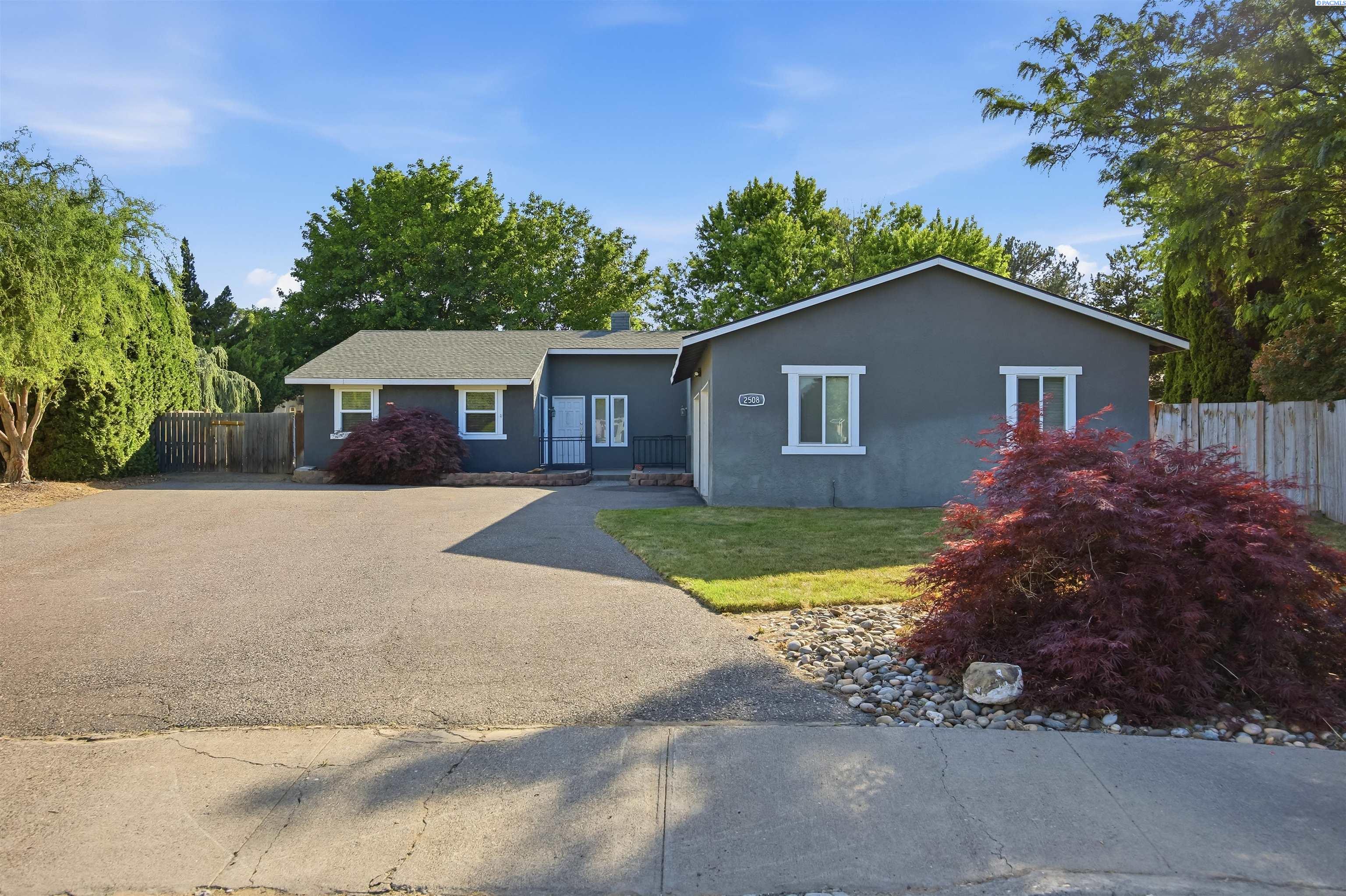 2508 Edison Pl, Kennewick, WA 99338