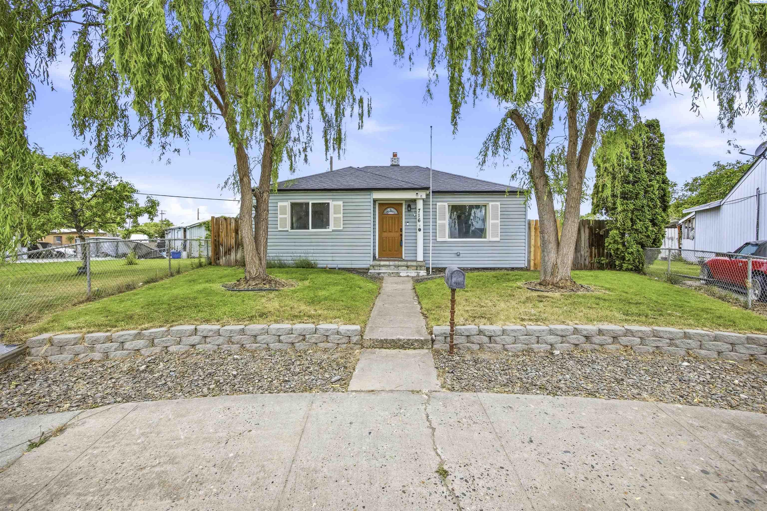 716 5th Ave, Kennewick, WA 99336