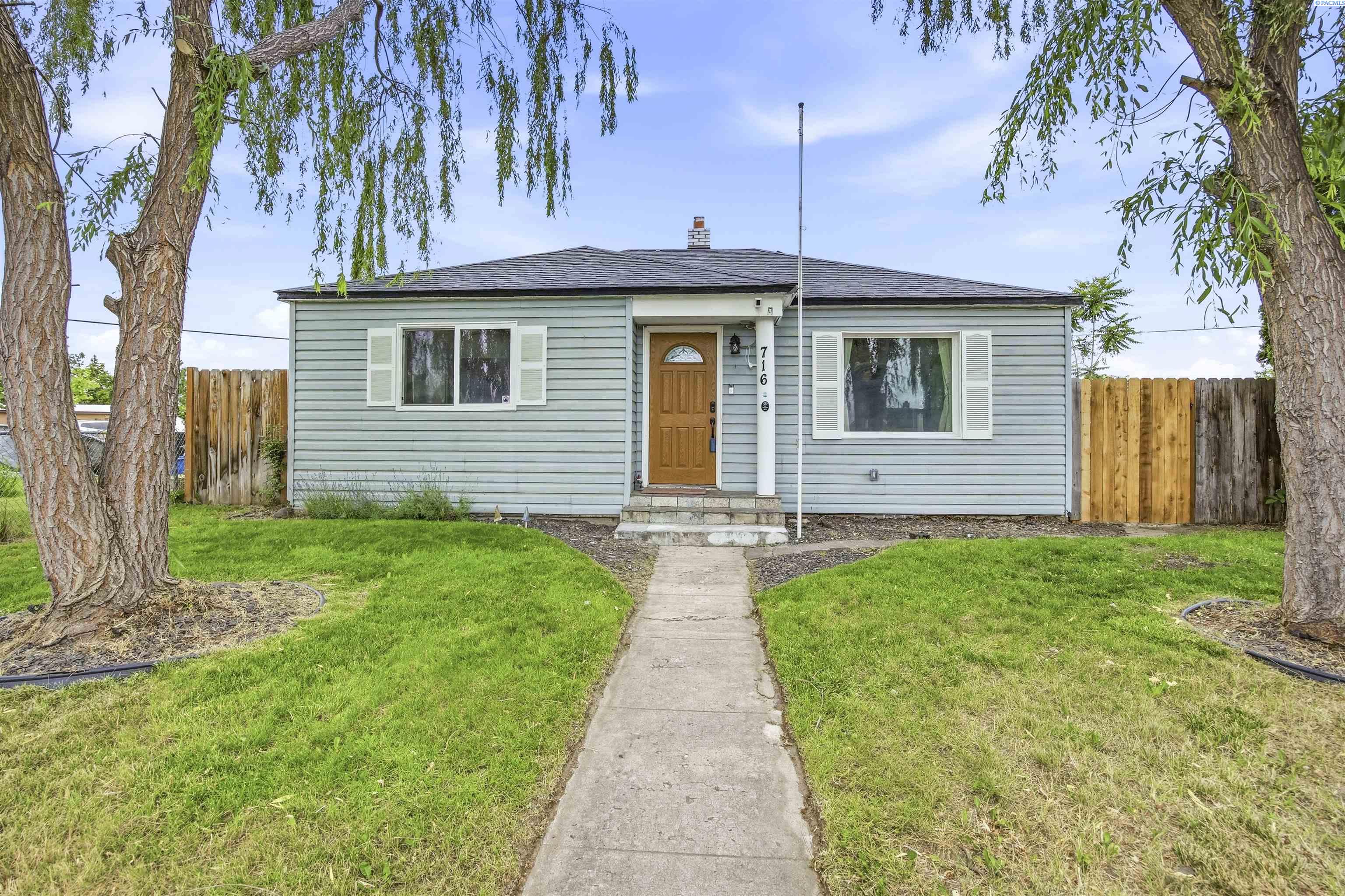 716 5th Ave, Kennewick, WA 99336