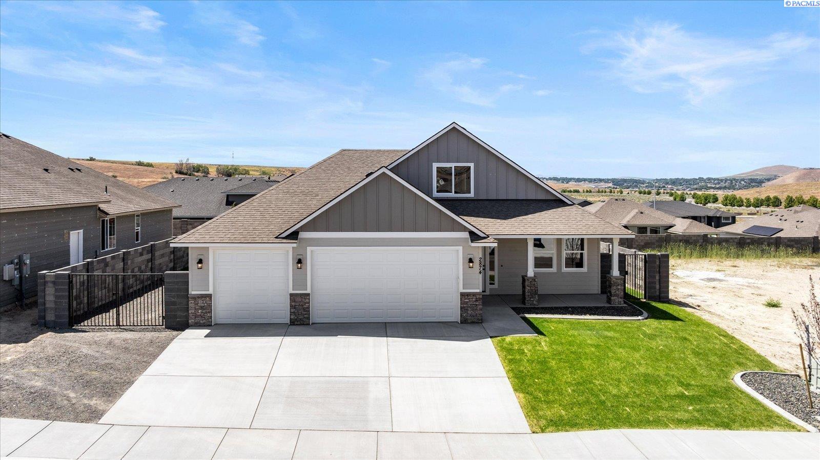 2874 Alaska St, Kennewick, WA 99338