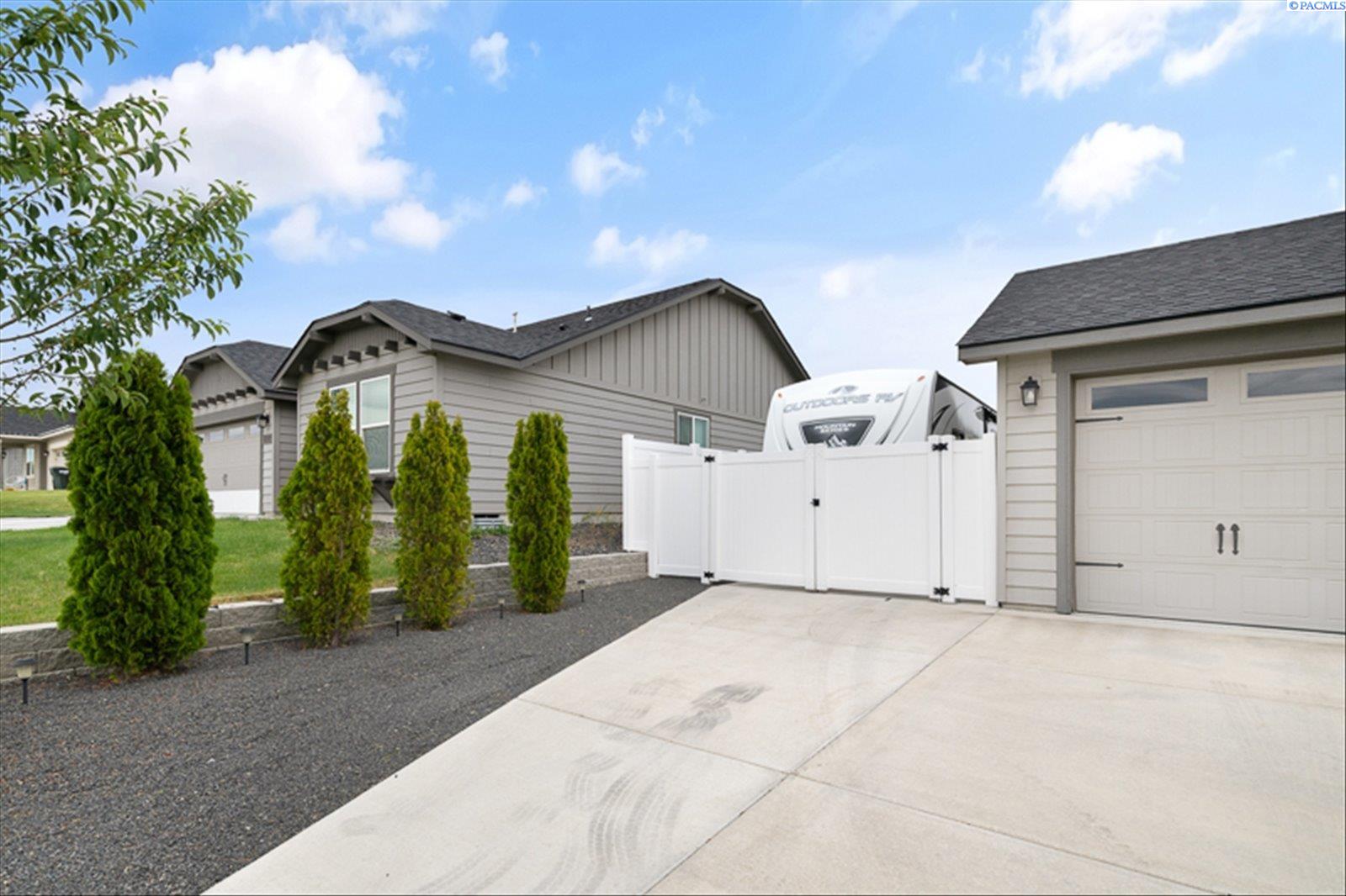 3709 Road 80 , Pasco, WA 99301