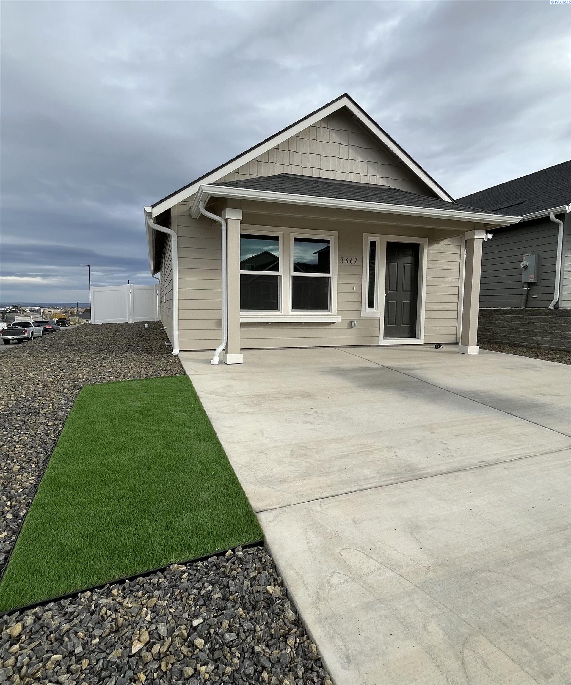 3667 Quay St, Kennewick, WA 99338