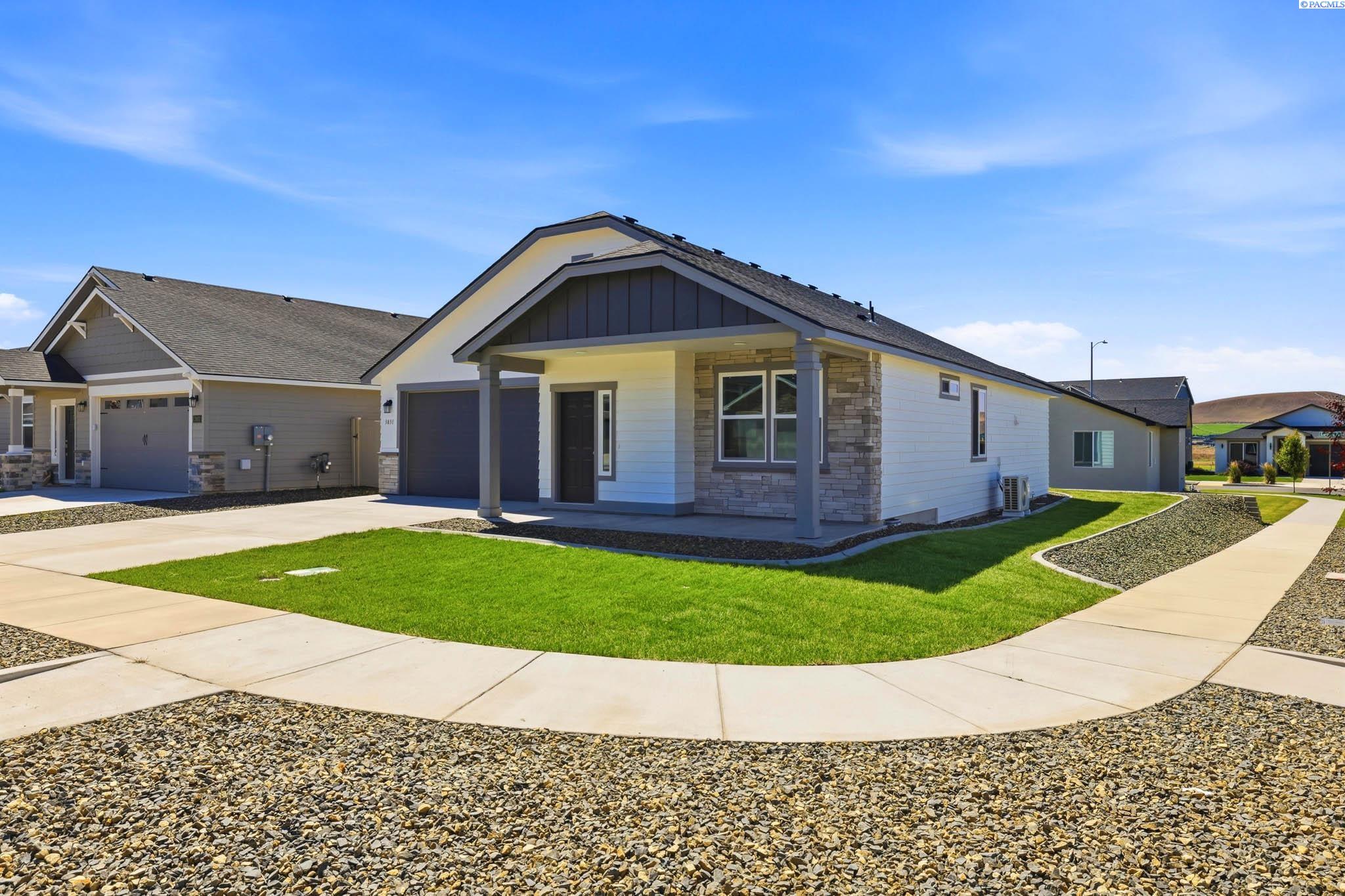 3831 Stonecap St, Richland, WA 99352