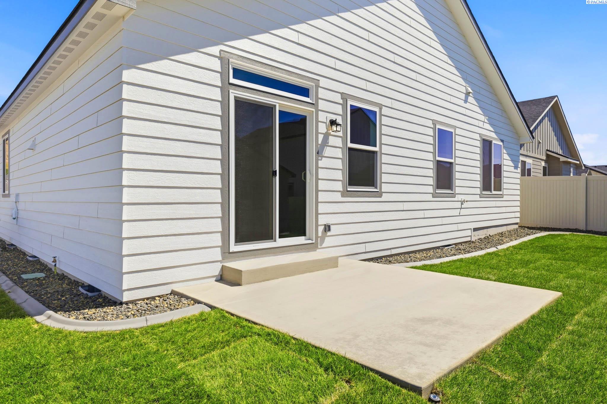 3831 Stonecap St, Richland, WA 99352