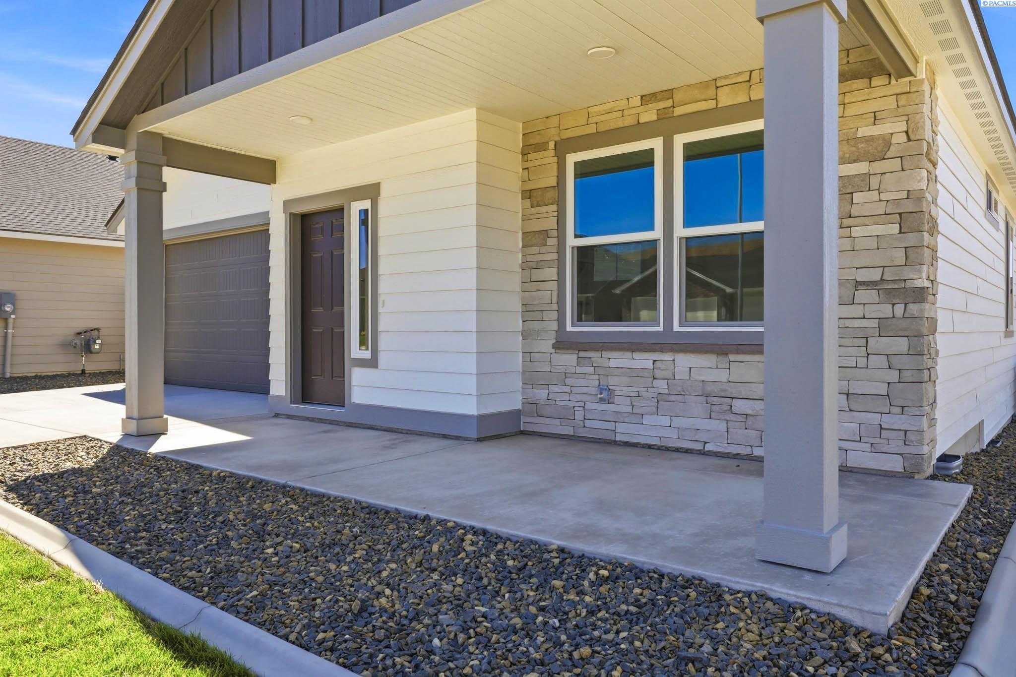 3831 Stonecap St, Richland, WA 99352