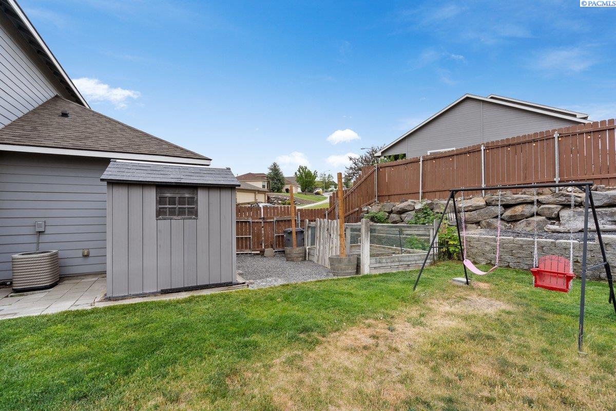 3728 Lincoln St, Kennewick, WA 99338